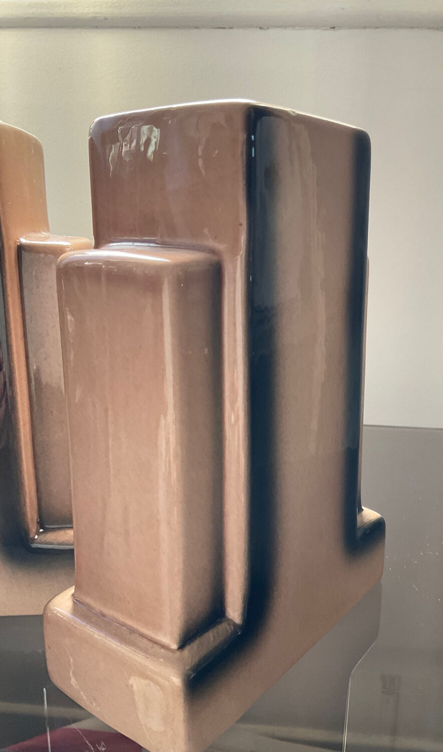 Pair of Skycraper Art Deco vases in glazed ceramic