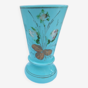Vase ancien en opaline décor floral peint-seconde partie de 19 ème - h 25 cm