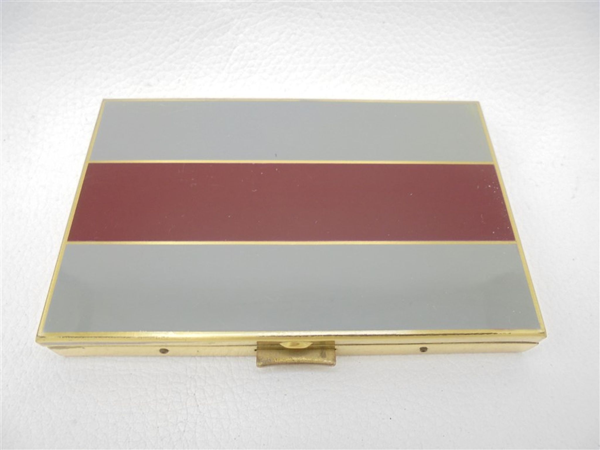Etui à cigarettes