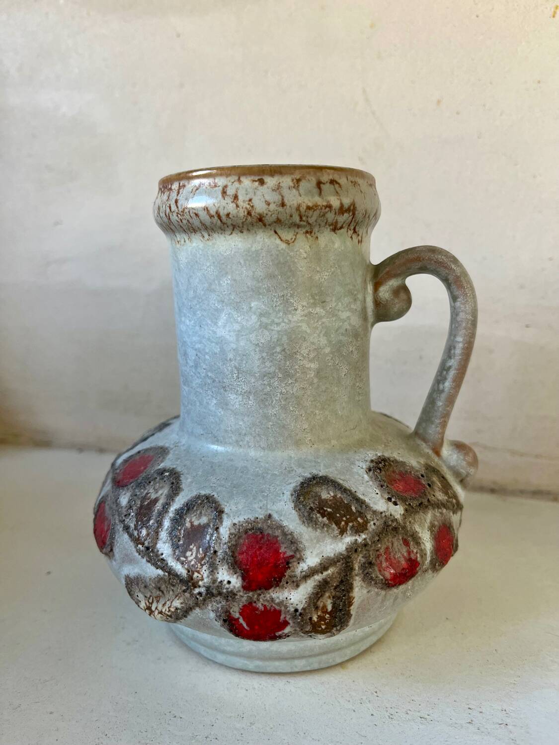 Strehla fat lava pitcher vase