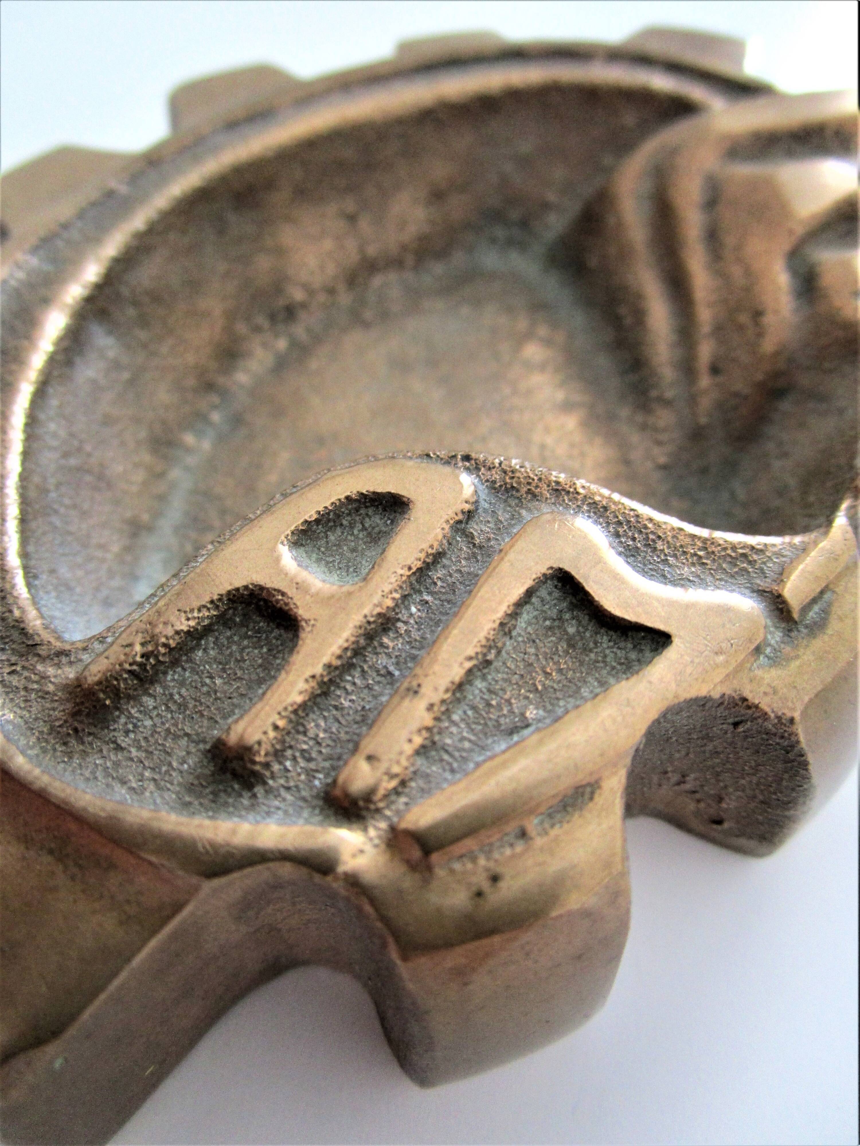 Bronze ashtray patinated 30s initials AM