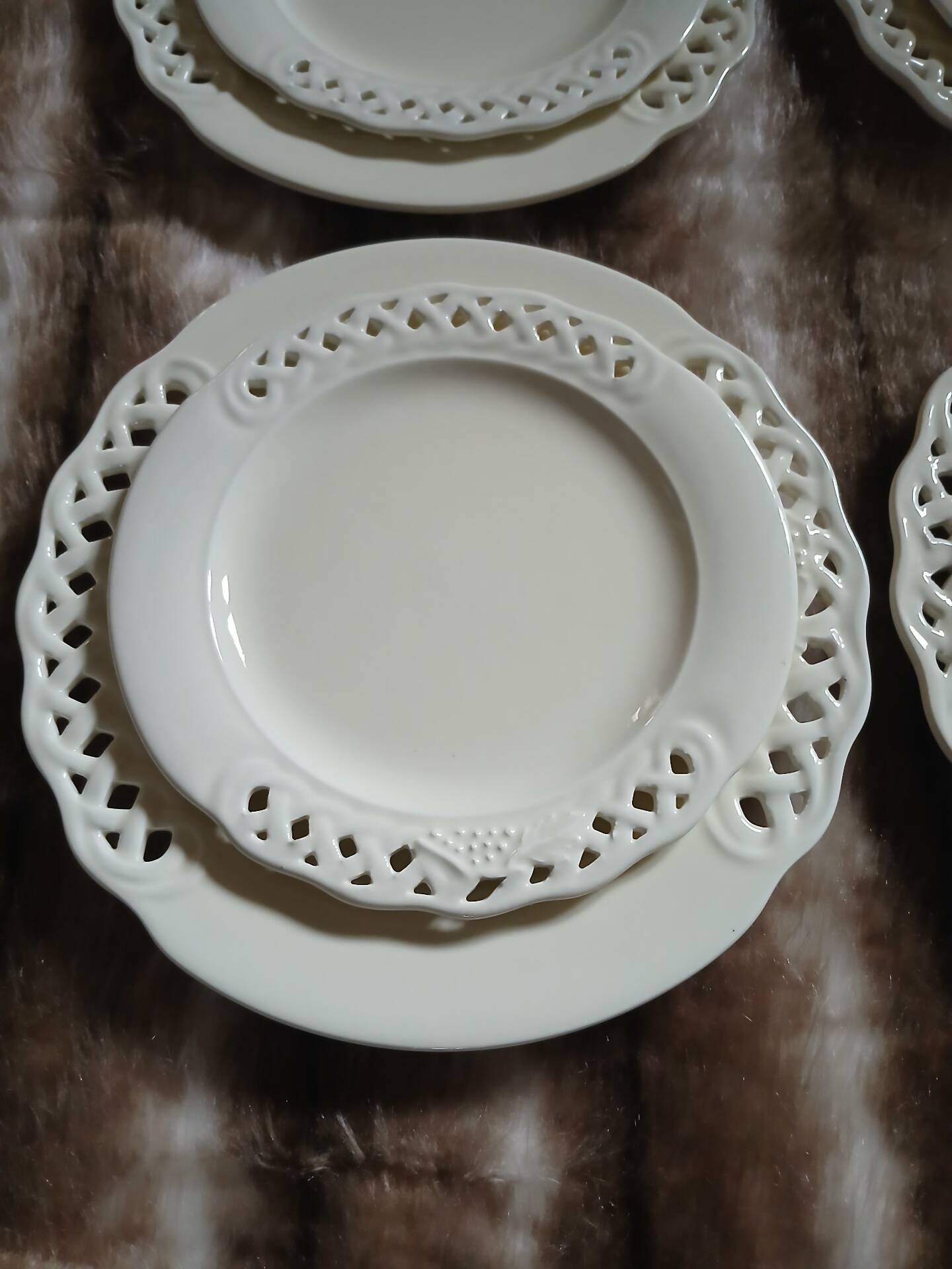 12 Italian ceramic plates