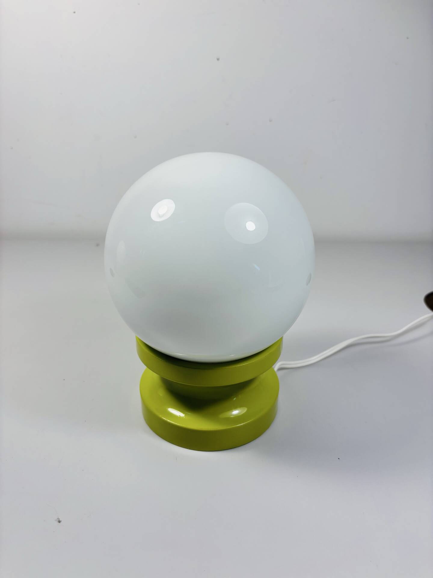 Lot of 2 Oval Table Lamps Wood Space Age Vintage 70s Italy