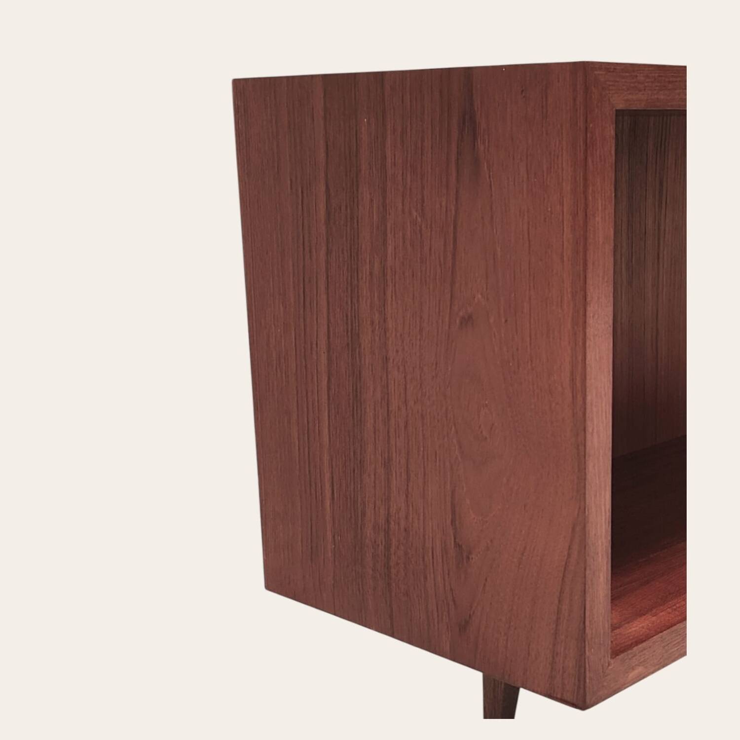 Lowboard du milieu du siècle