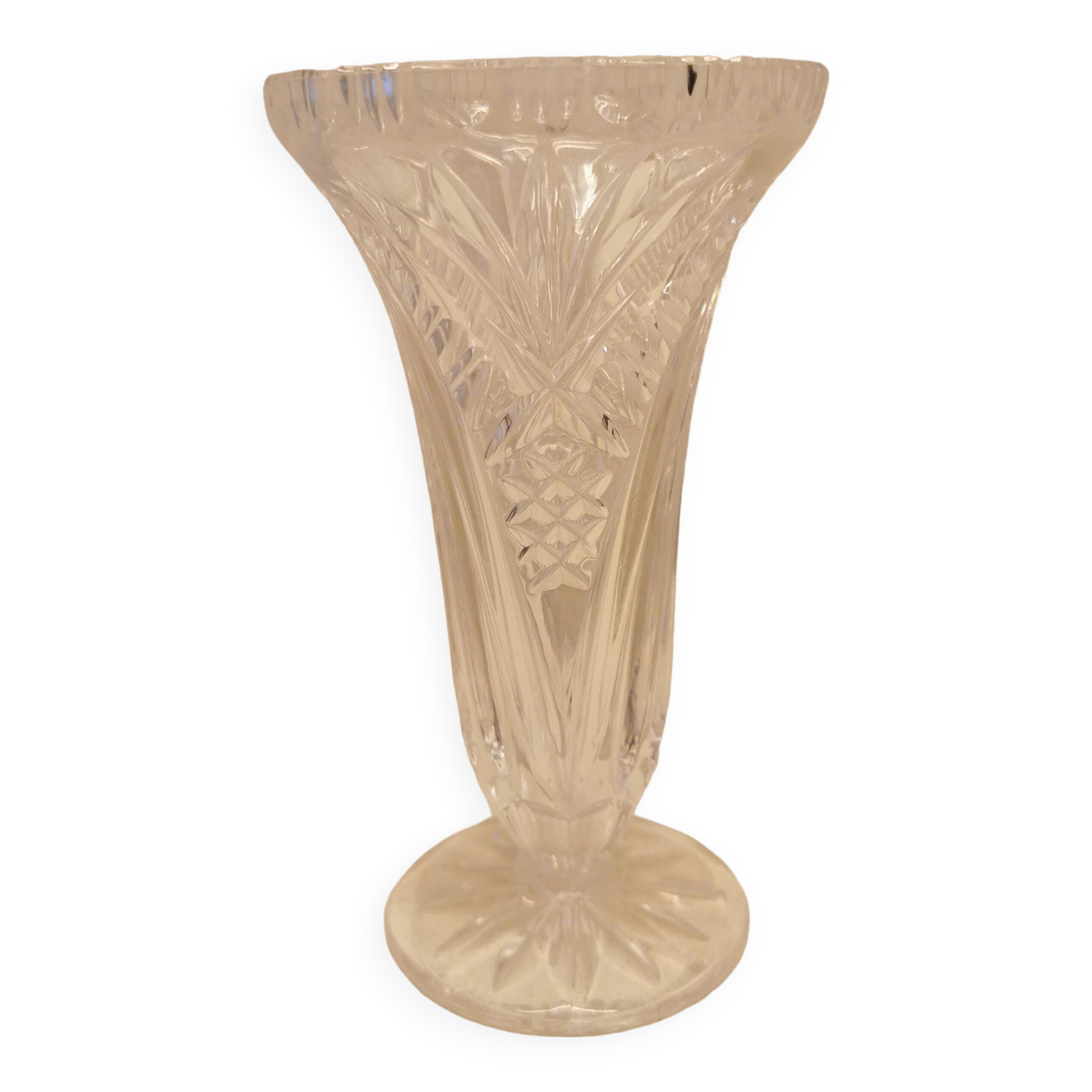 Chiseled crystal vase