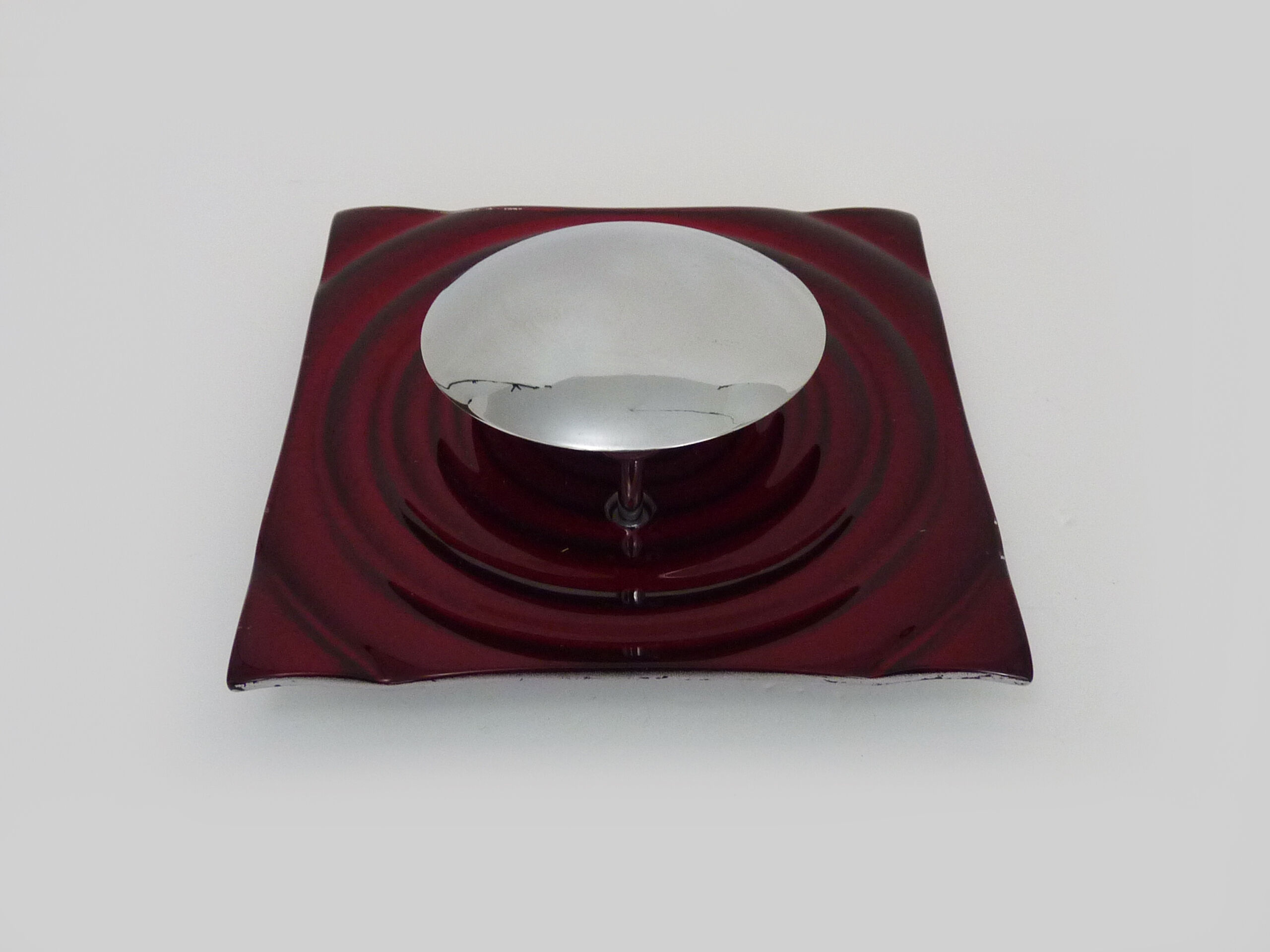 Paul Neuhaus wall lamp in red glass and chrome reflector