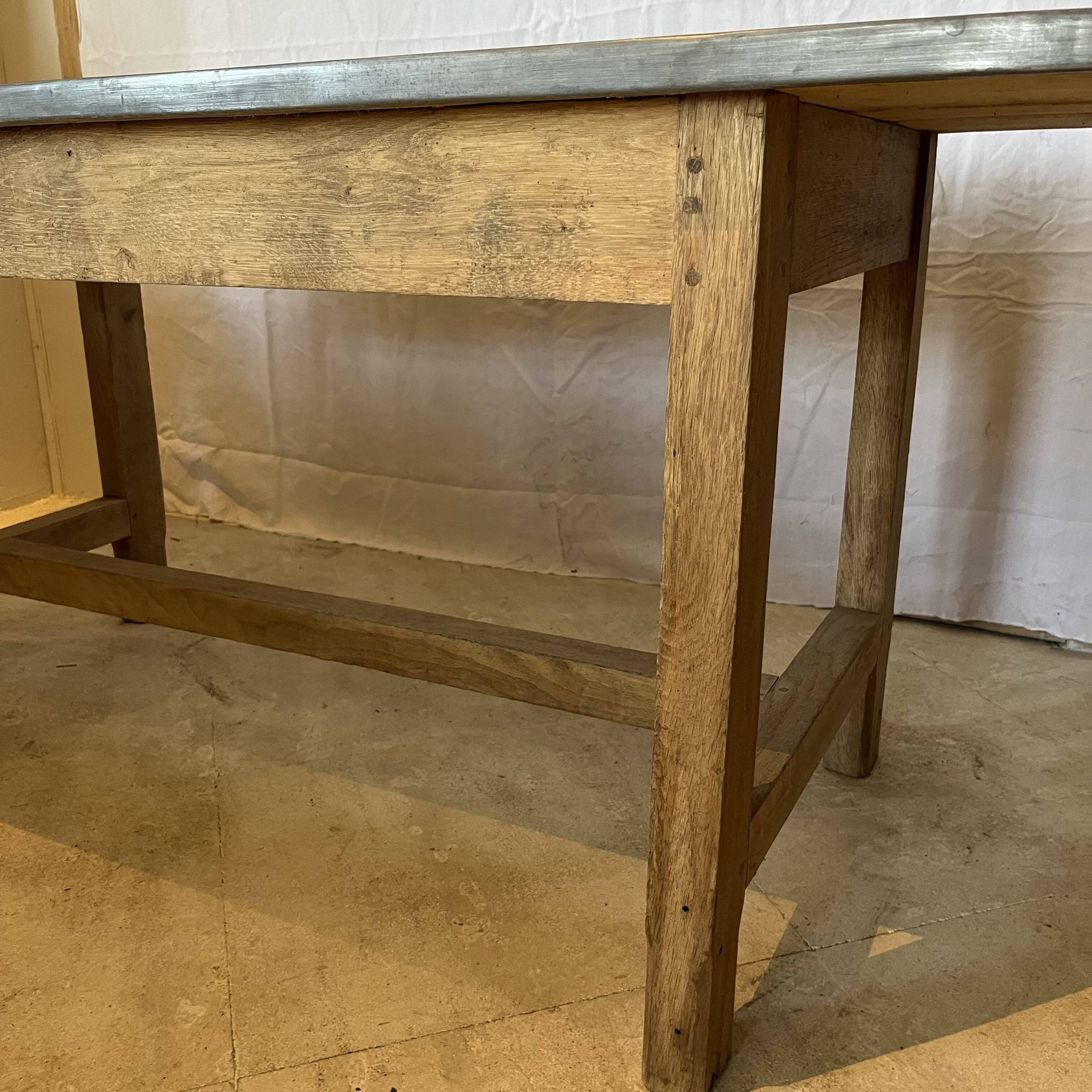 Zinc table