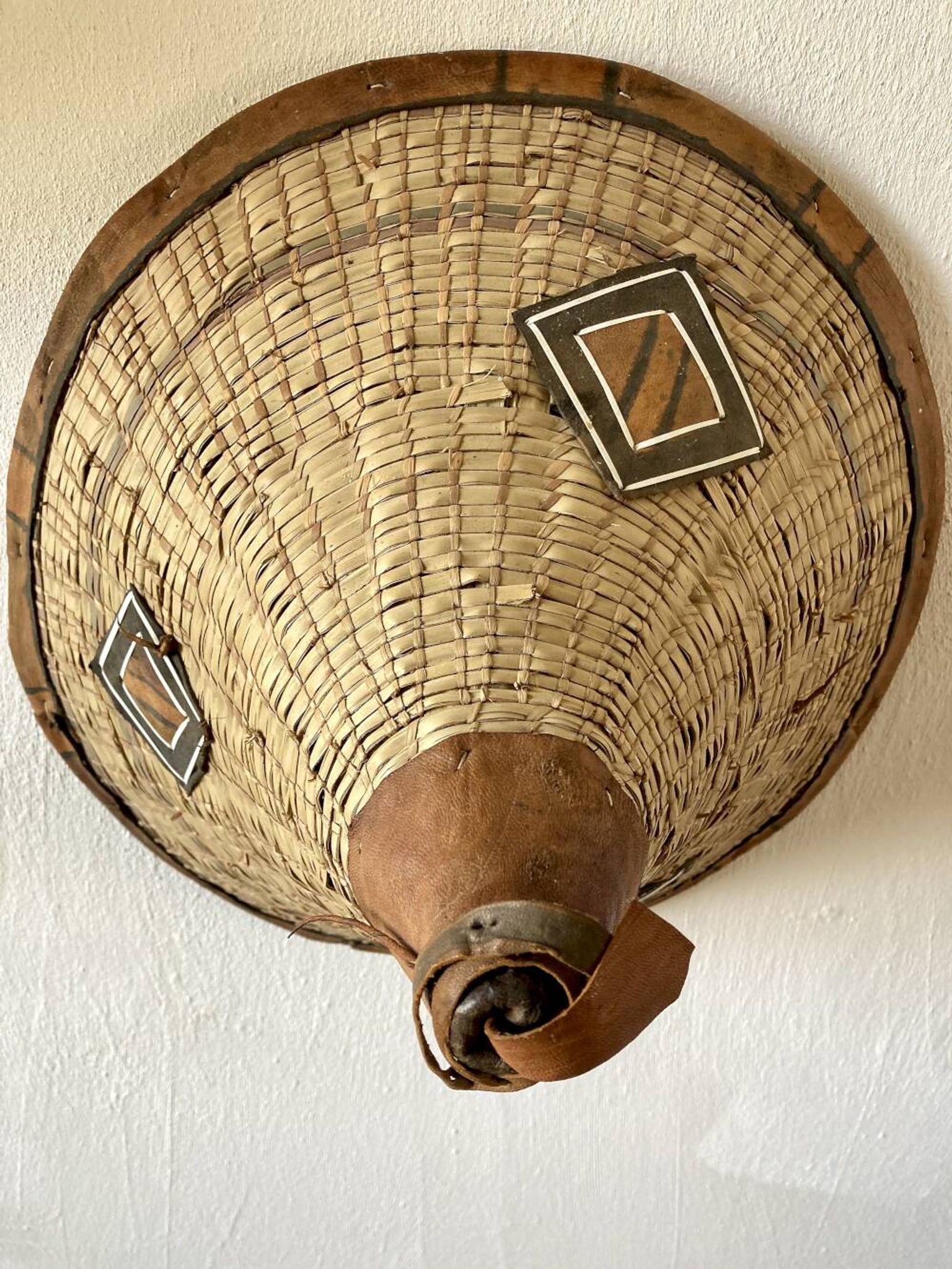Duo de chapeaux traditionnels Peuls (Tingandé), Afrique de l'Ouest