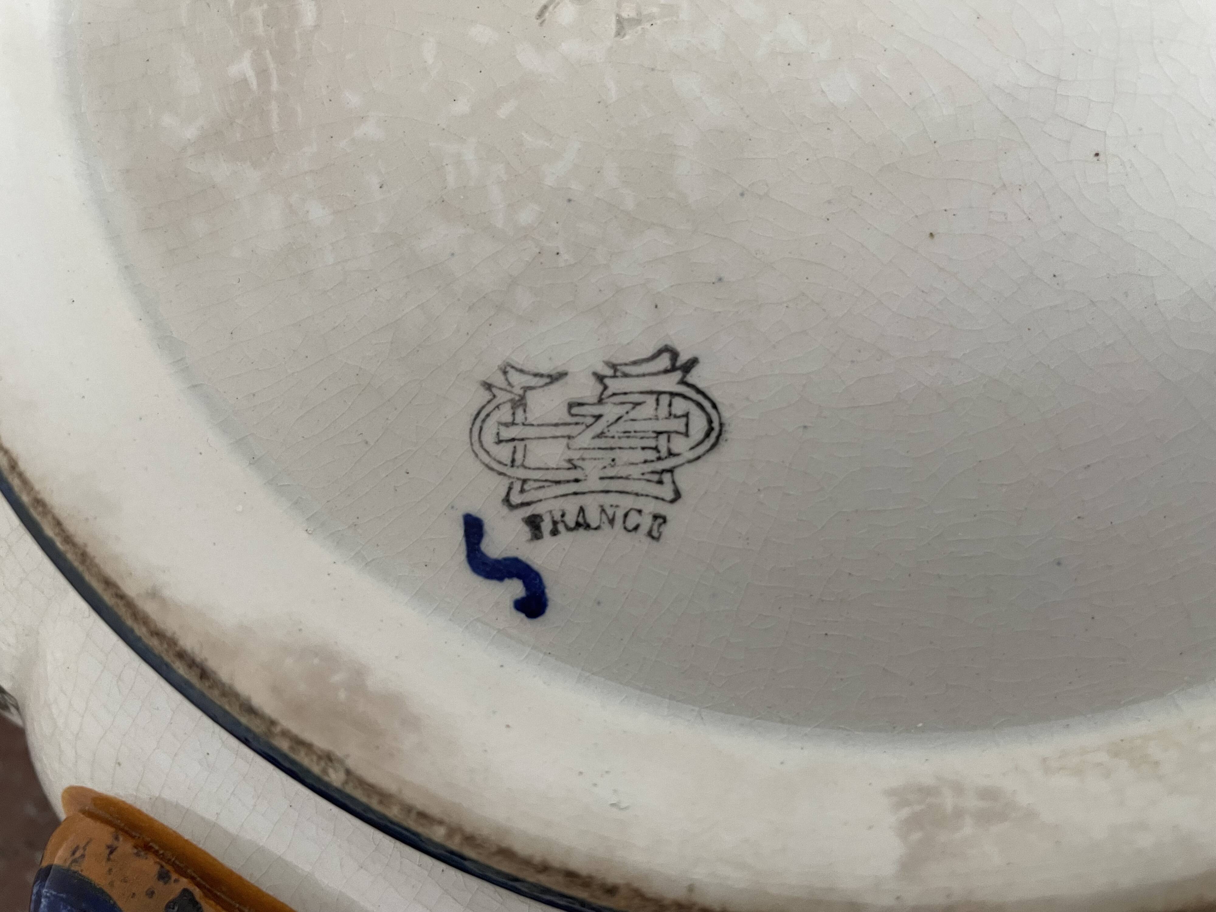 Antique, flat, bowler cup, centerpiece, Gien earthenware, nineteenth century, Renaissance décor