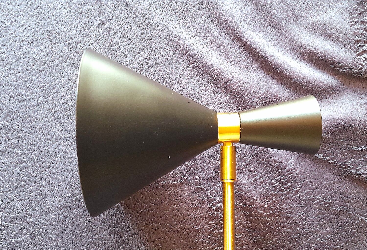 Diabolos wall lamp