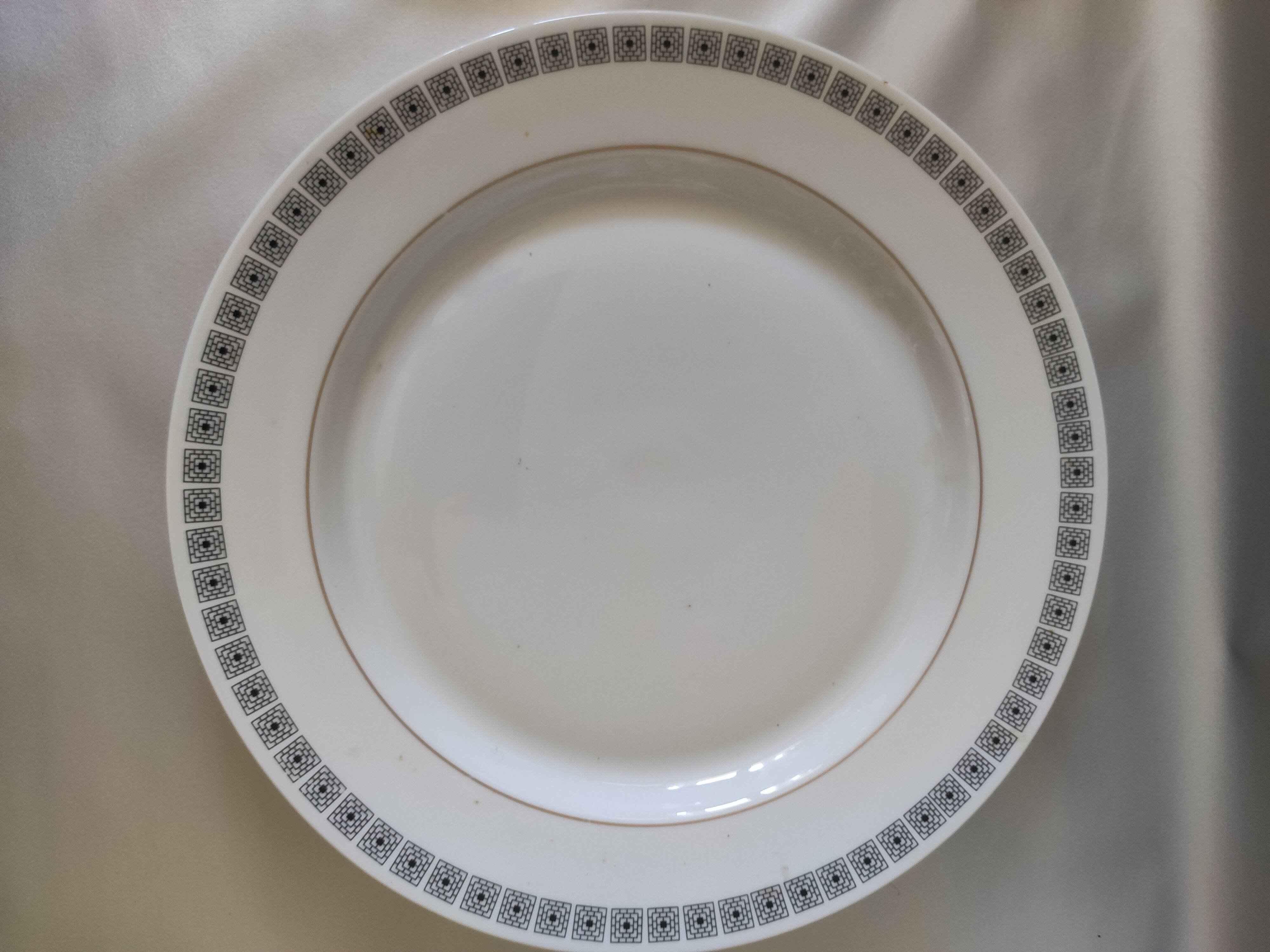 Service de table, Néfertiti Tchécoslovaquie