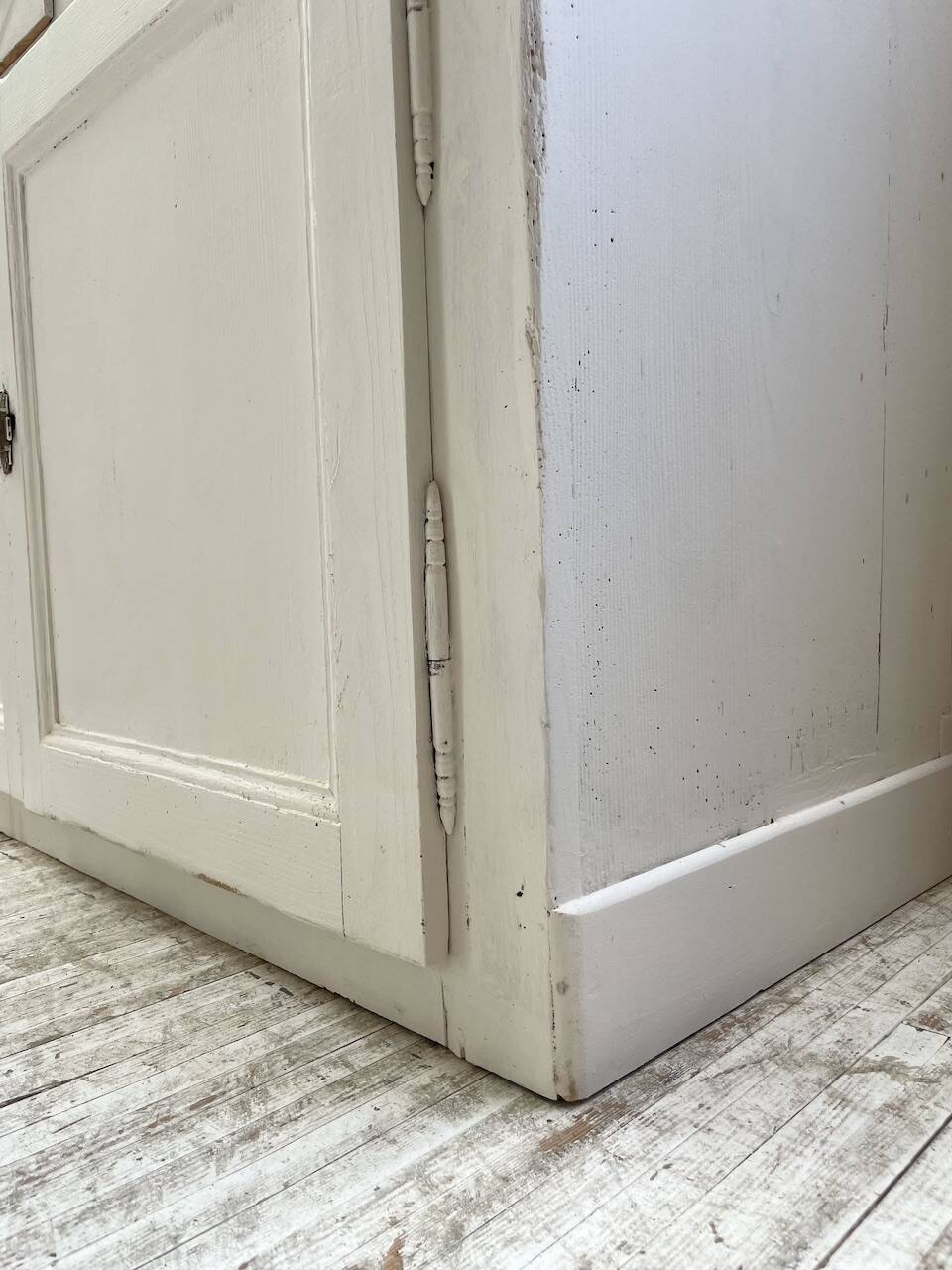 White patina sideboard craft furniture