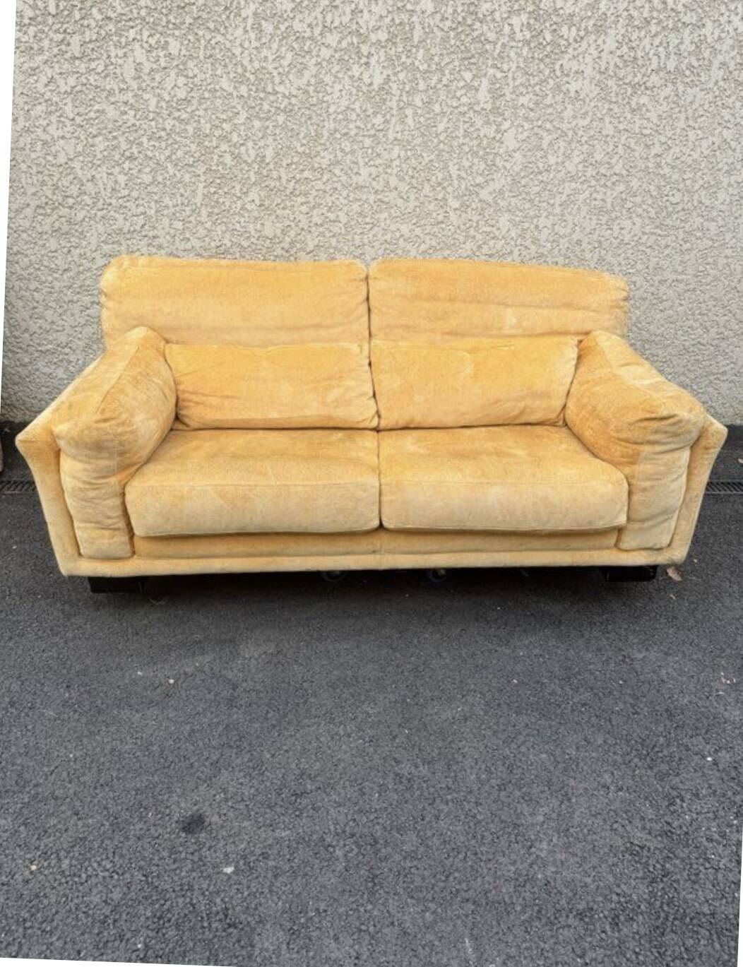 Roche Bobois 2-3 seater convertible sofa bed in velvet fabric