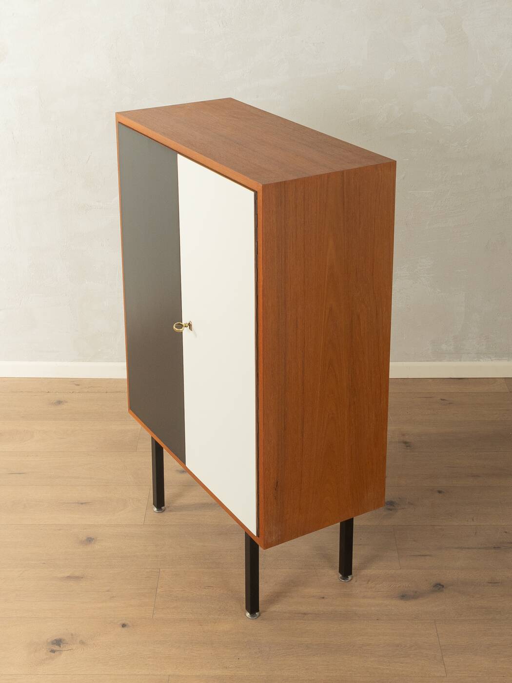 Classic chest of drawers from the 1950s by Oldenburger Möbelwerkstätten