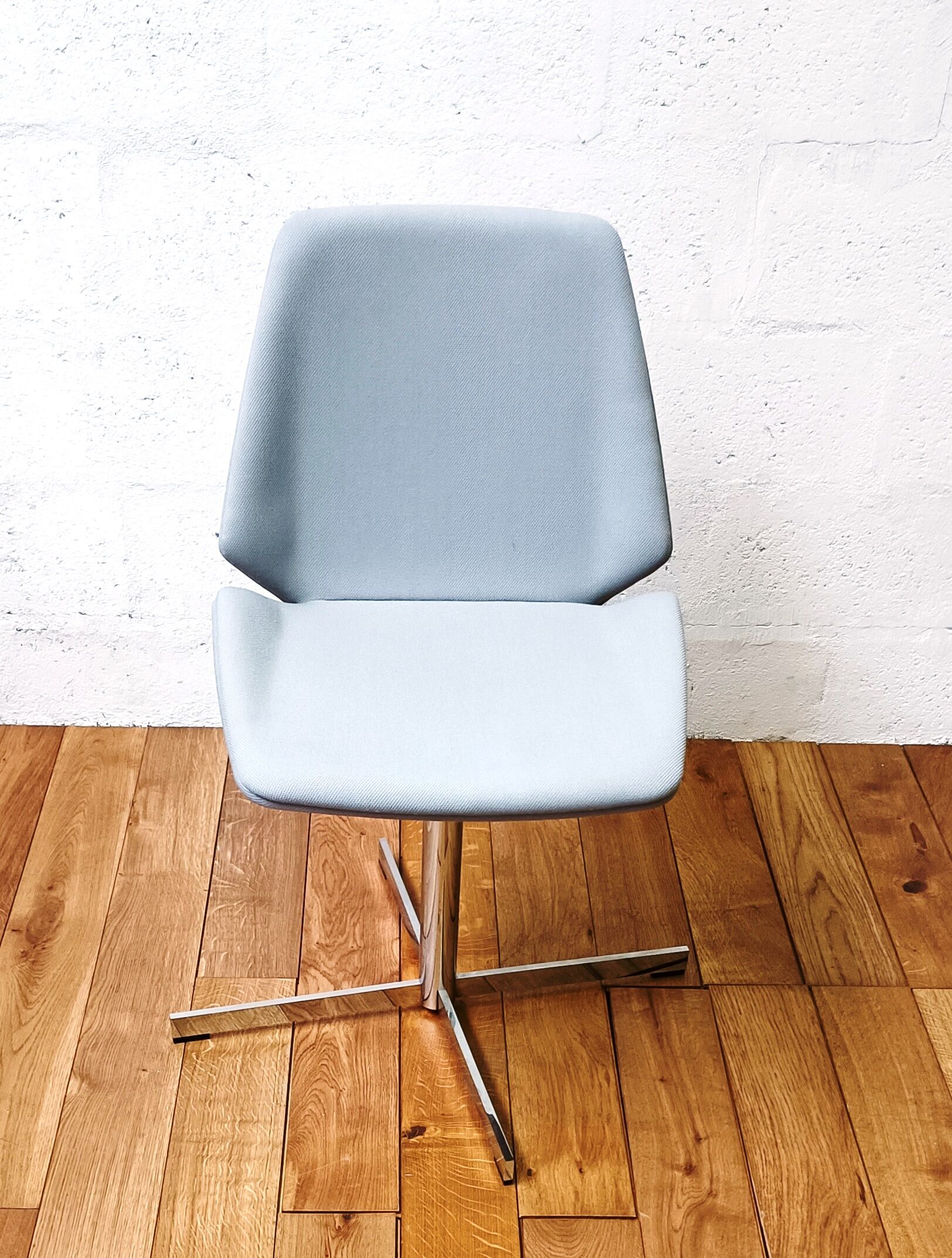 Girsberger office chair