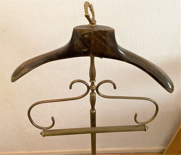 Valet de nuit en laiton et acajou néoclassique xx ième siècle