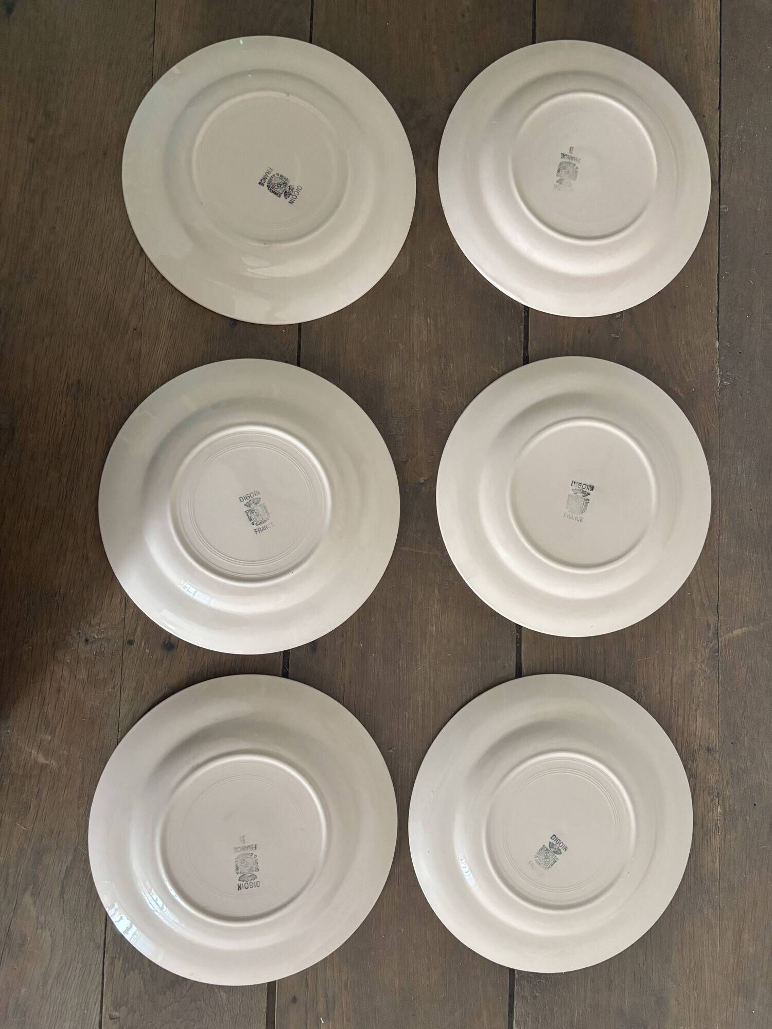 Set of 12 vintage plates Digoin Sarreguemines – Powder pink