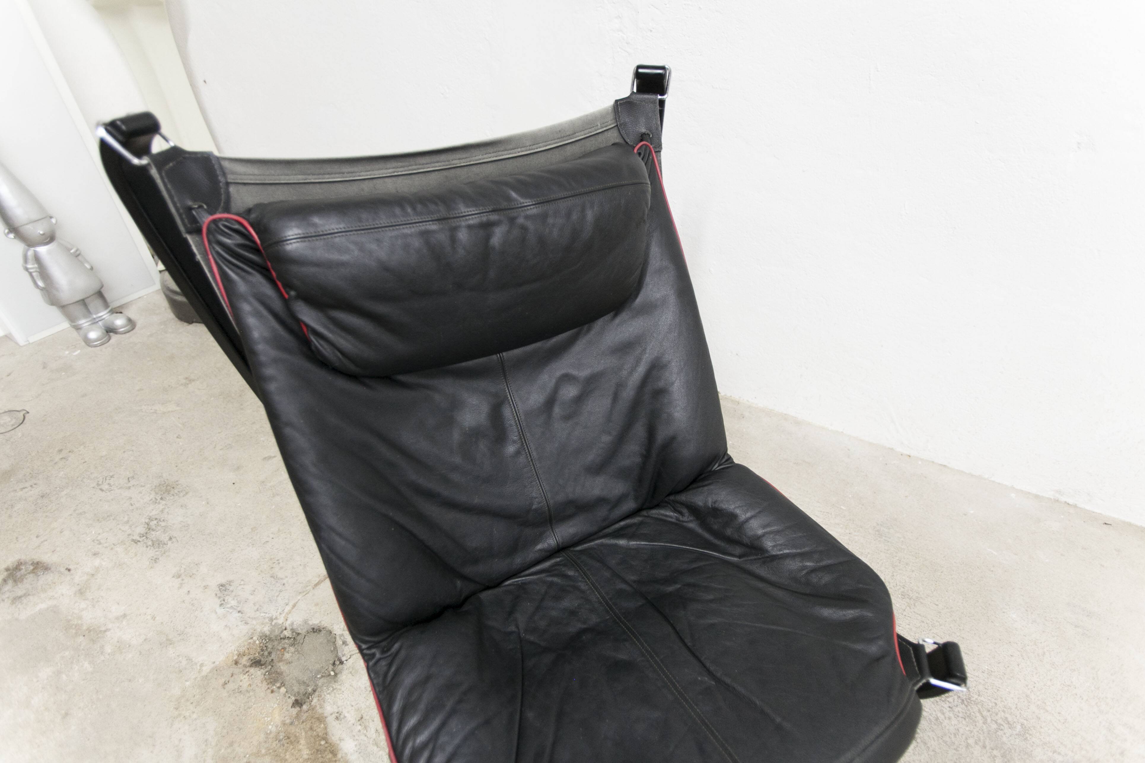 Set of armchair + ottoman viking p97 by Sigurd Russell for Poltrona Frau