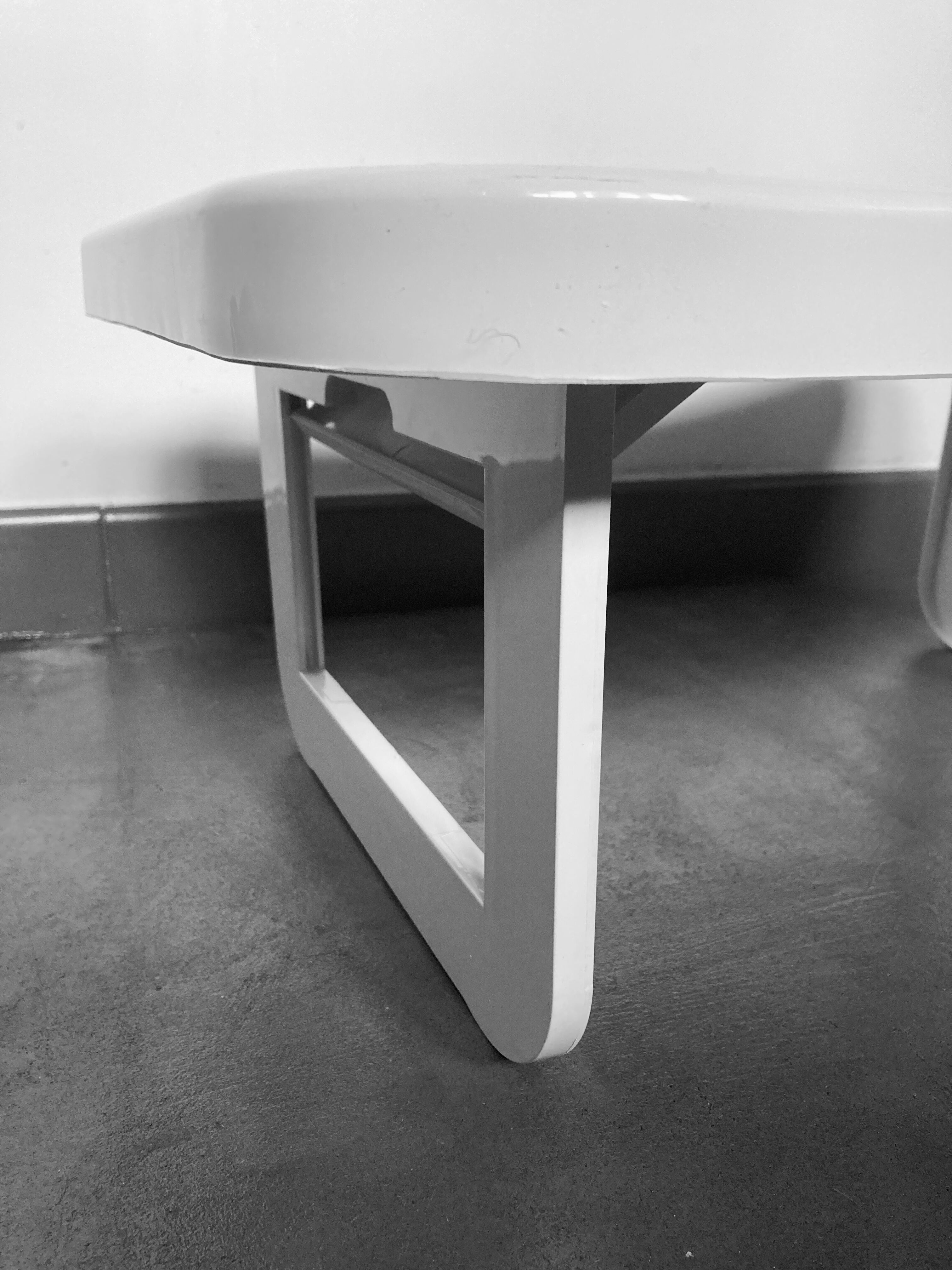 Bedside tray