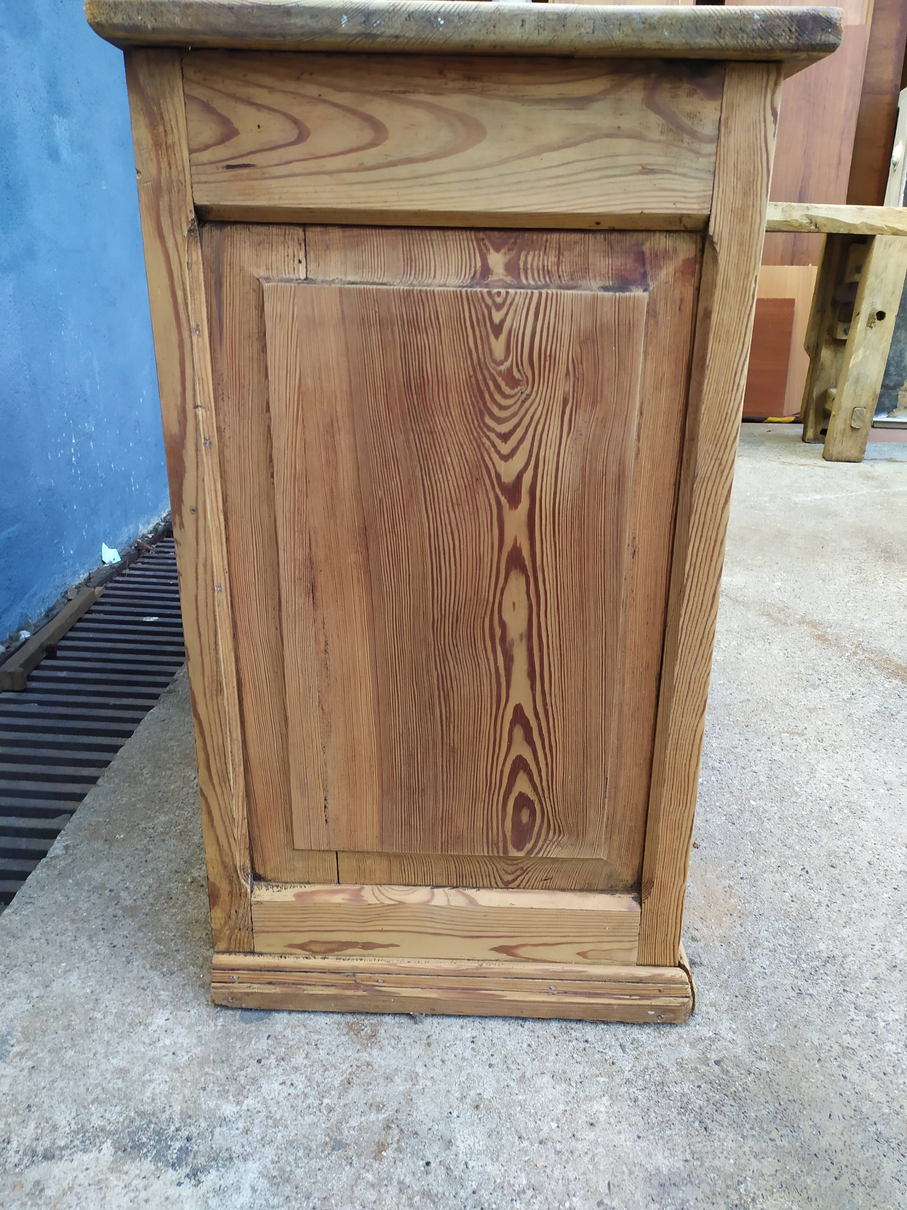 Buffet stripped fir