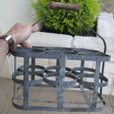 Zinc bottle holder and 6-compartment wooden handle