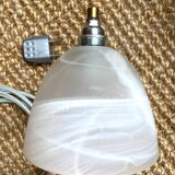 Opaline suspension