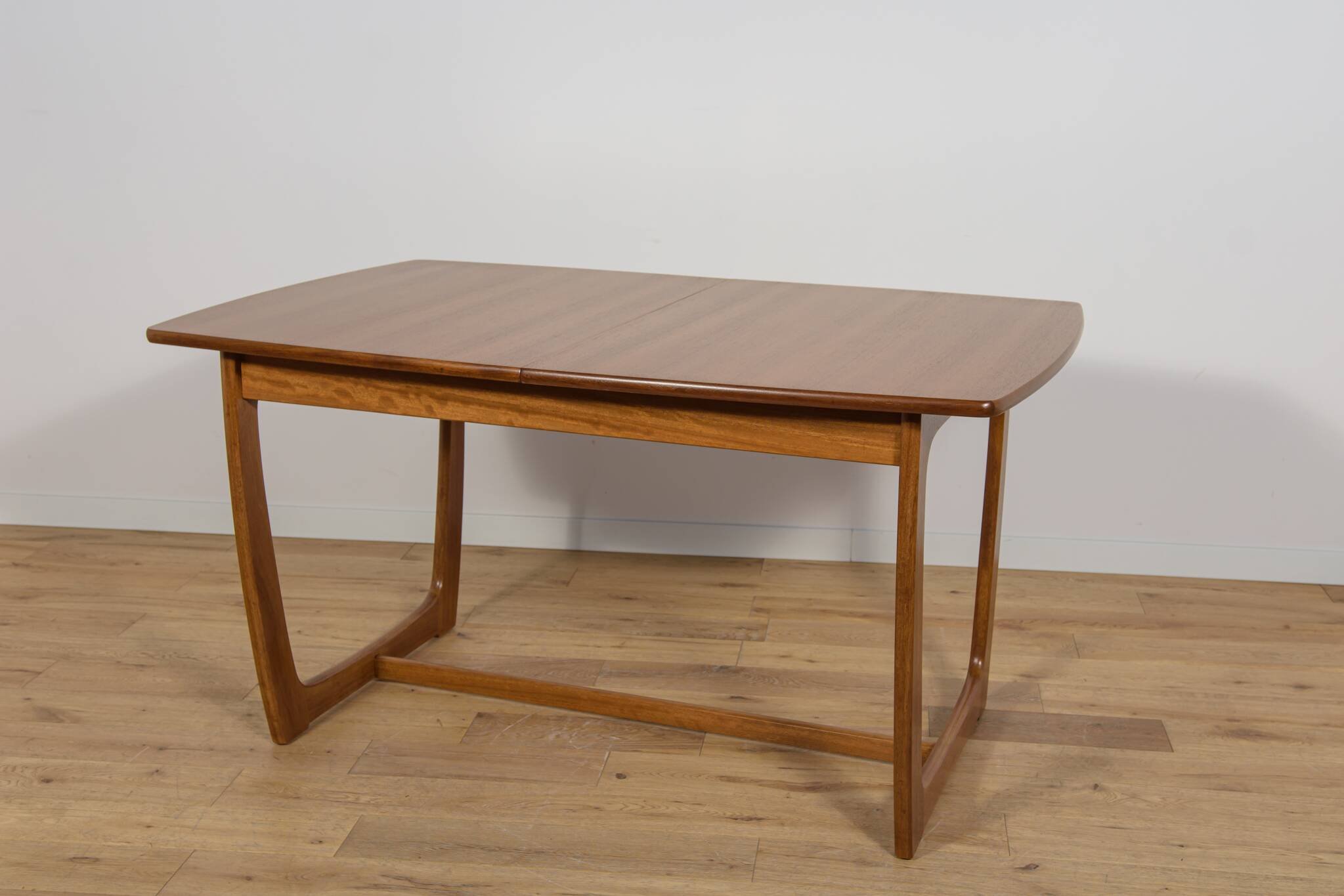 Mid-Century Teak Extendable Dining Table from G-Plan, 1960s