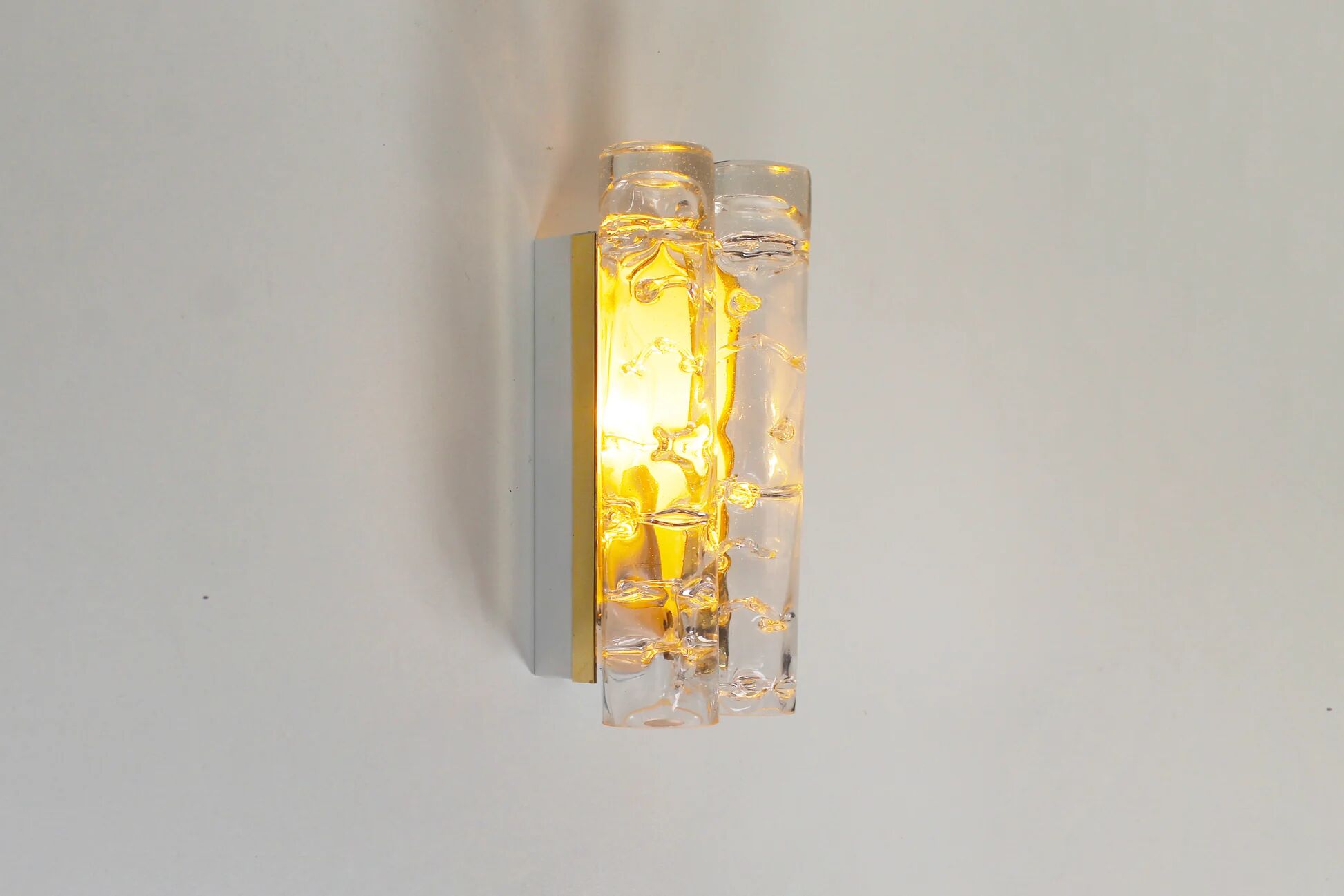 Single 1970s wall lamp in brass and glass by Doria Leuchten