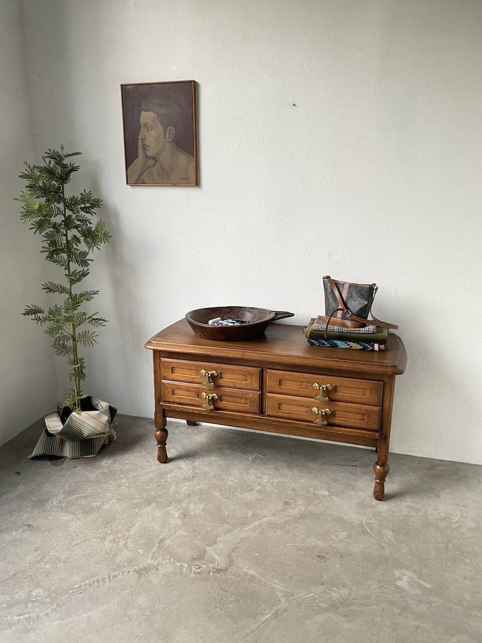 Guillerme and Chambron oak chest of drawers