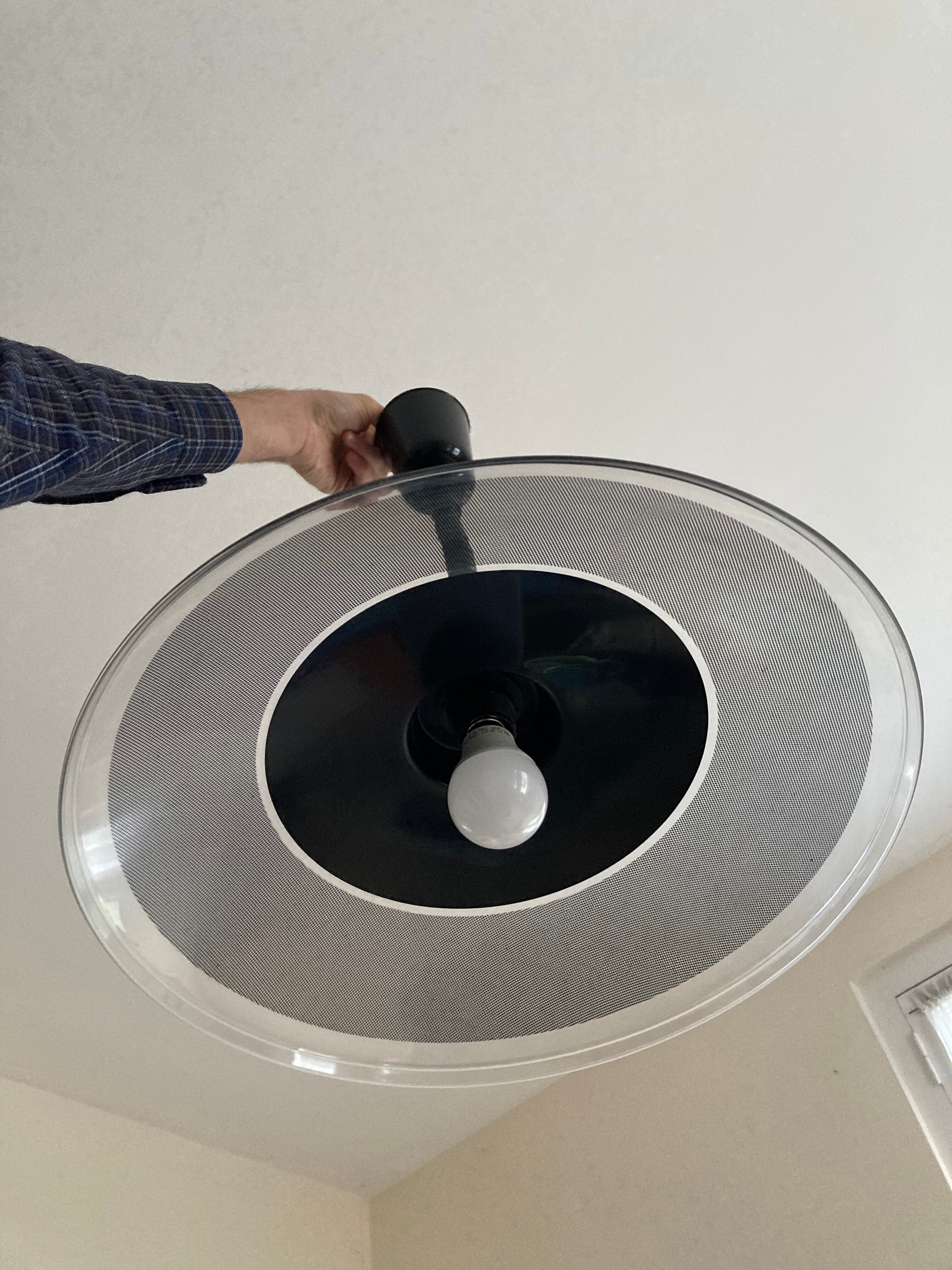 Suspension 1980 signed Silent