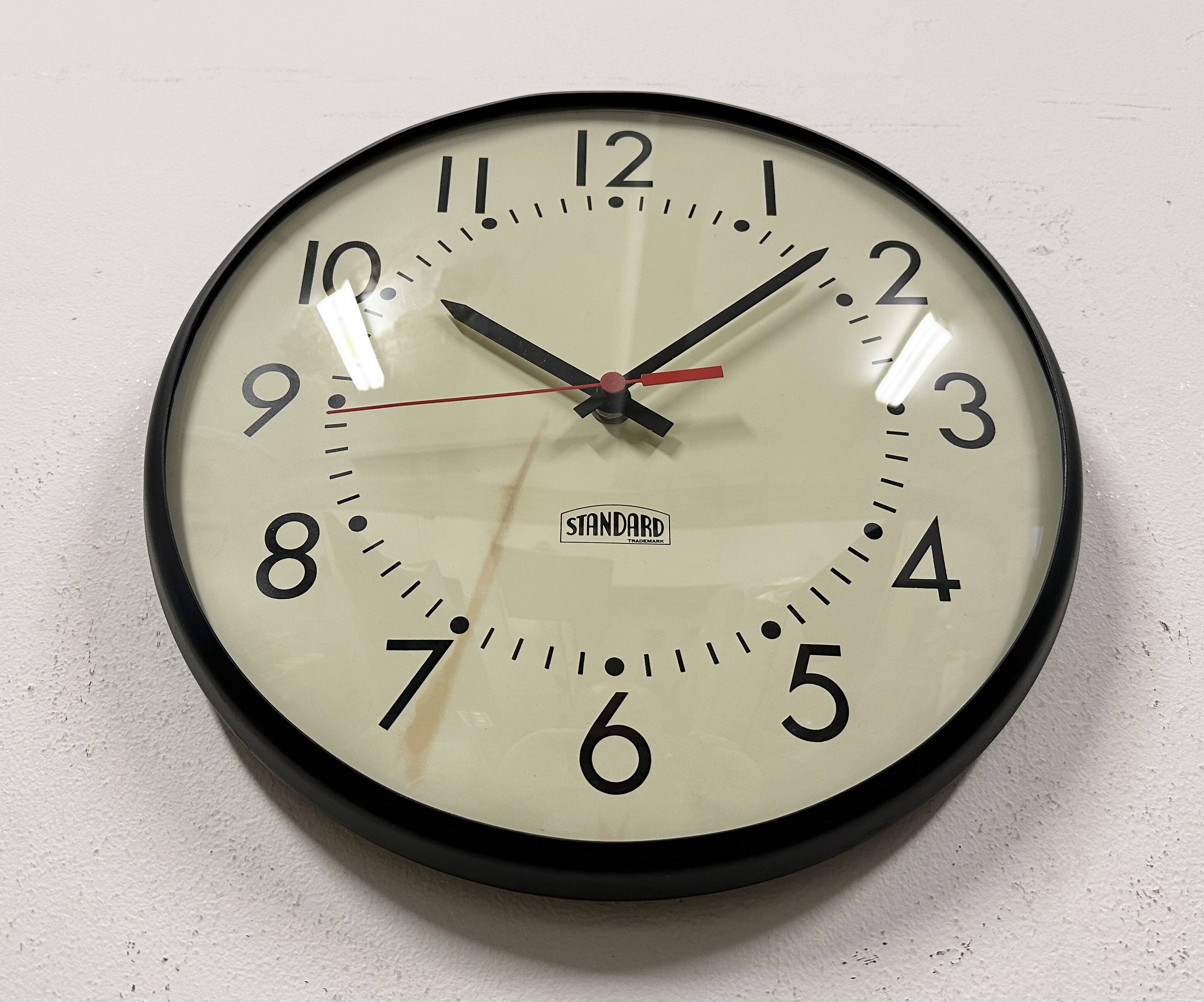 Vintage school wall clock from standard electric, 1980s