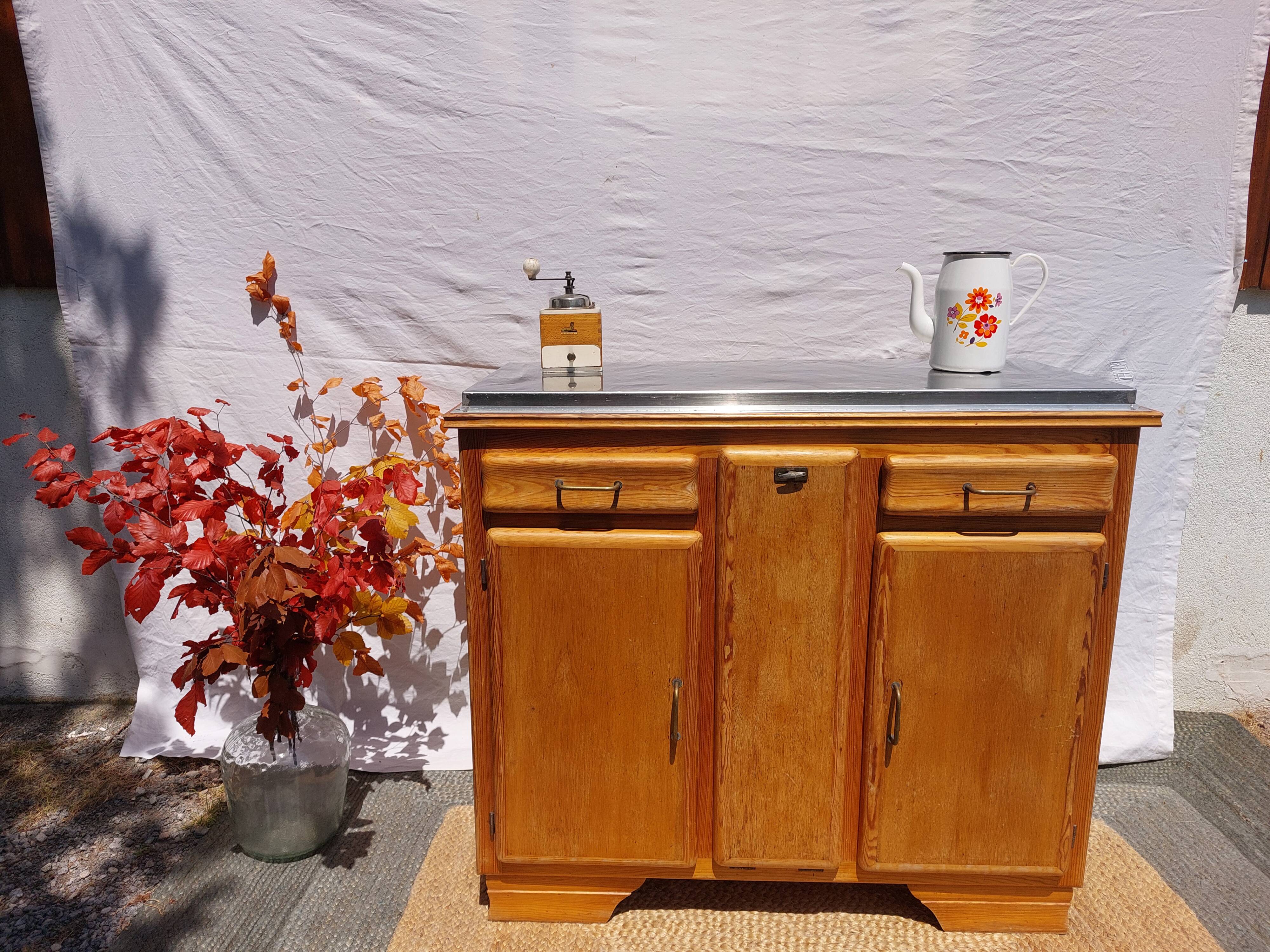 Mado buffet, stainless steel tray