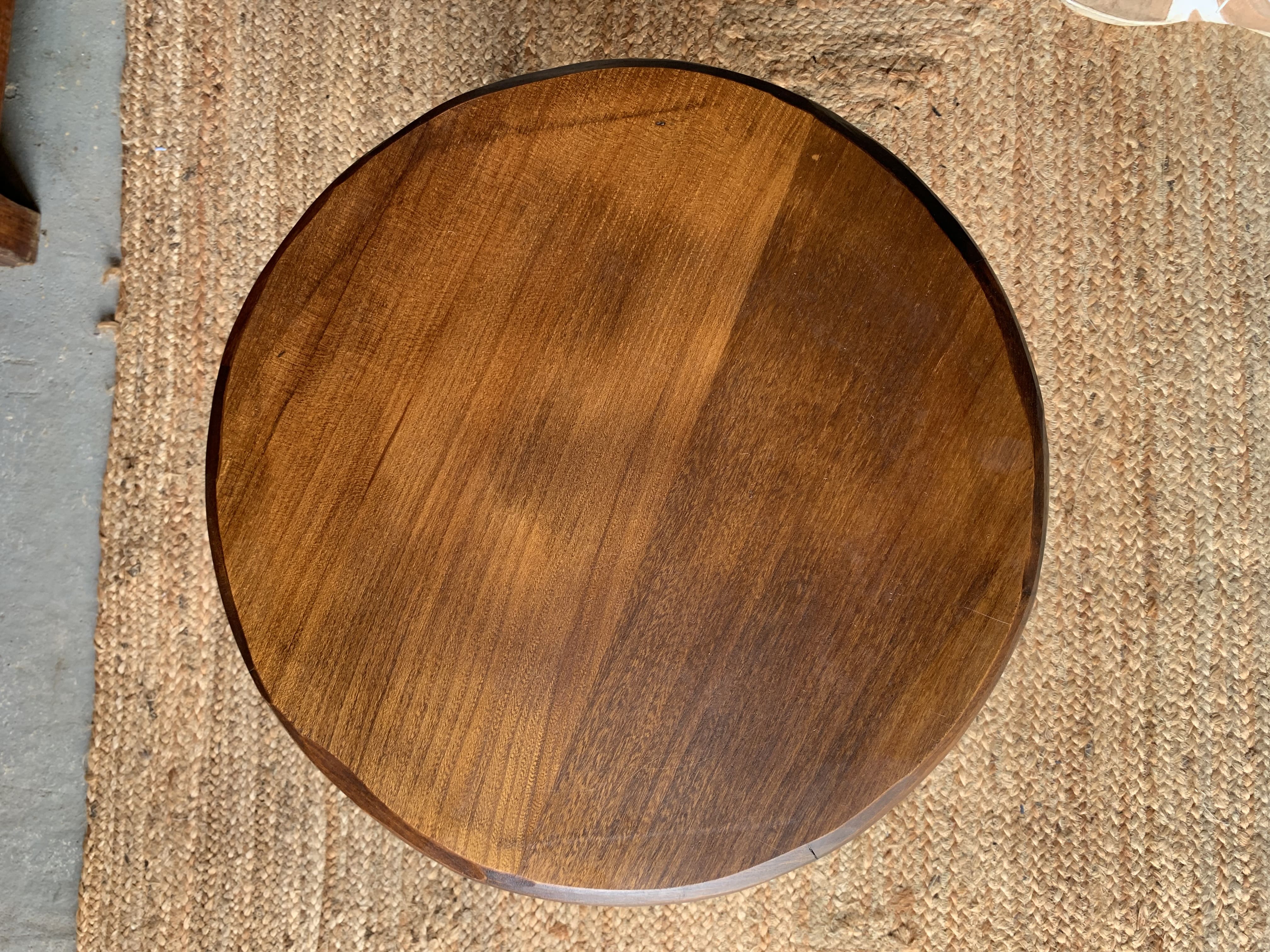 Round coffee table, vines