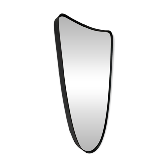 Free-form rearview mirror in black metal