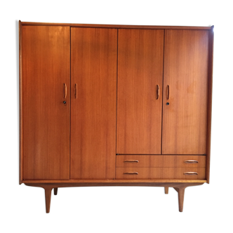 Armoire années 60 style scandinave marque LB