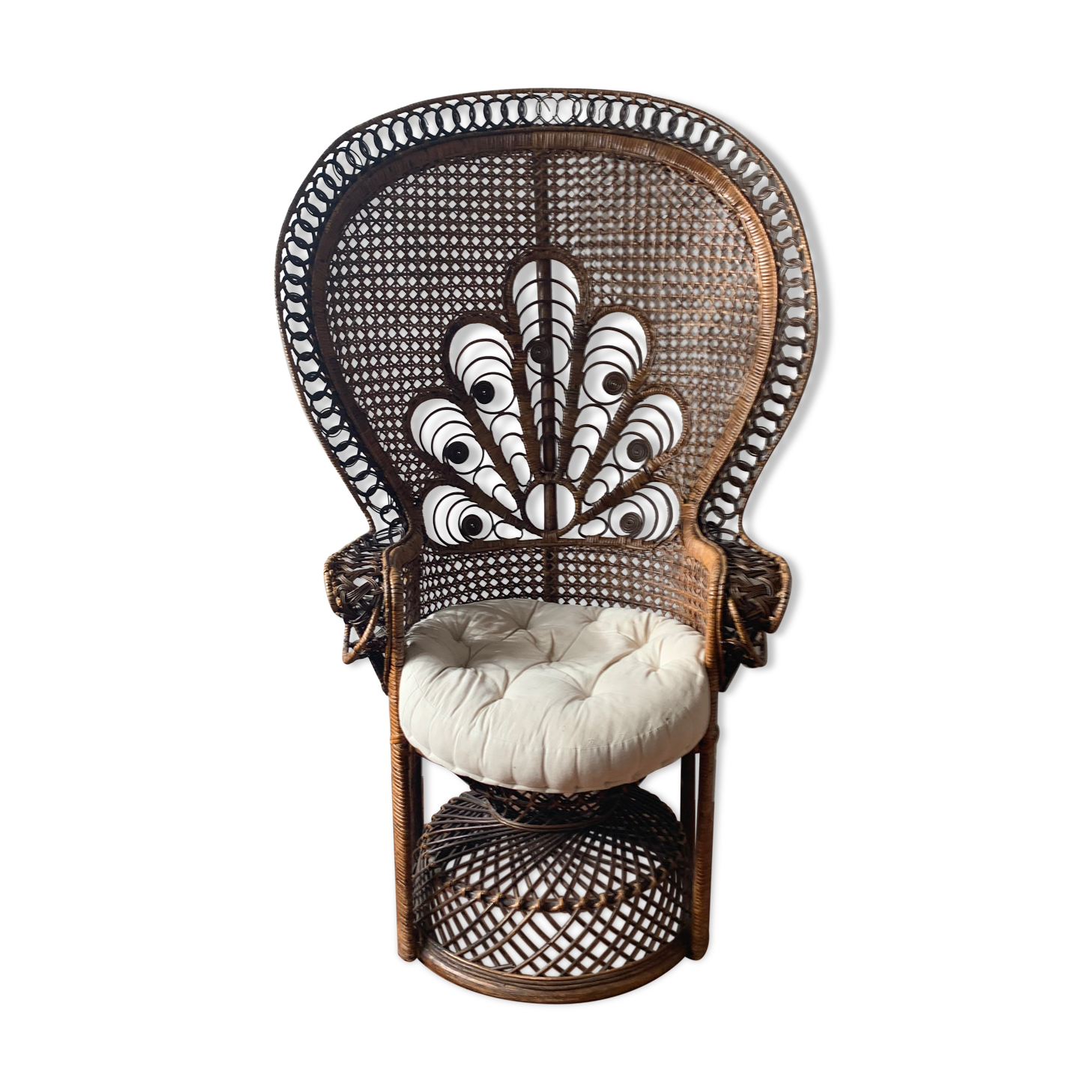 Vintage Emmanuelle chair