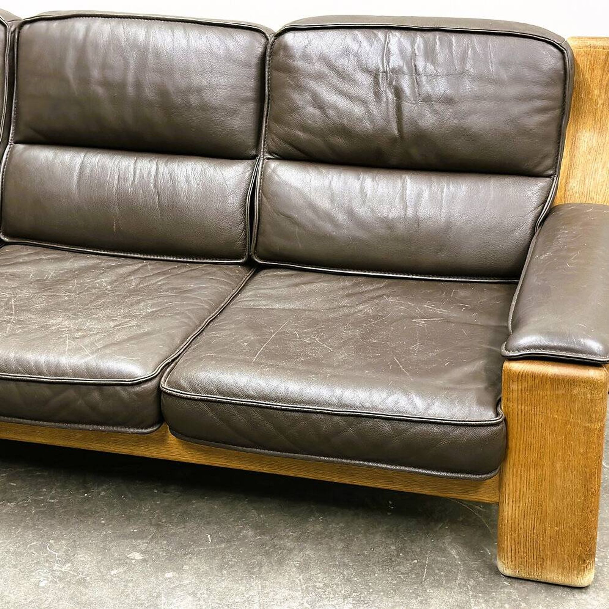 Vintage brutalist leather three seat Durlet sofa, 1970s