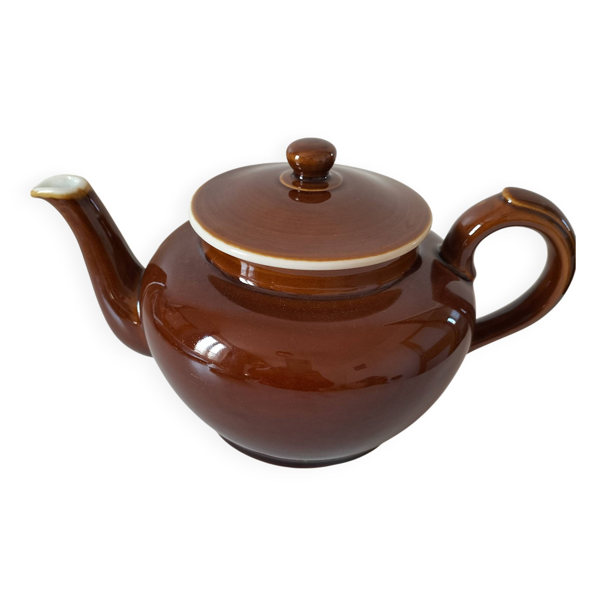 Very large 2 liter teapot