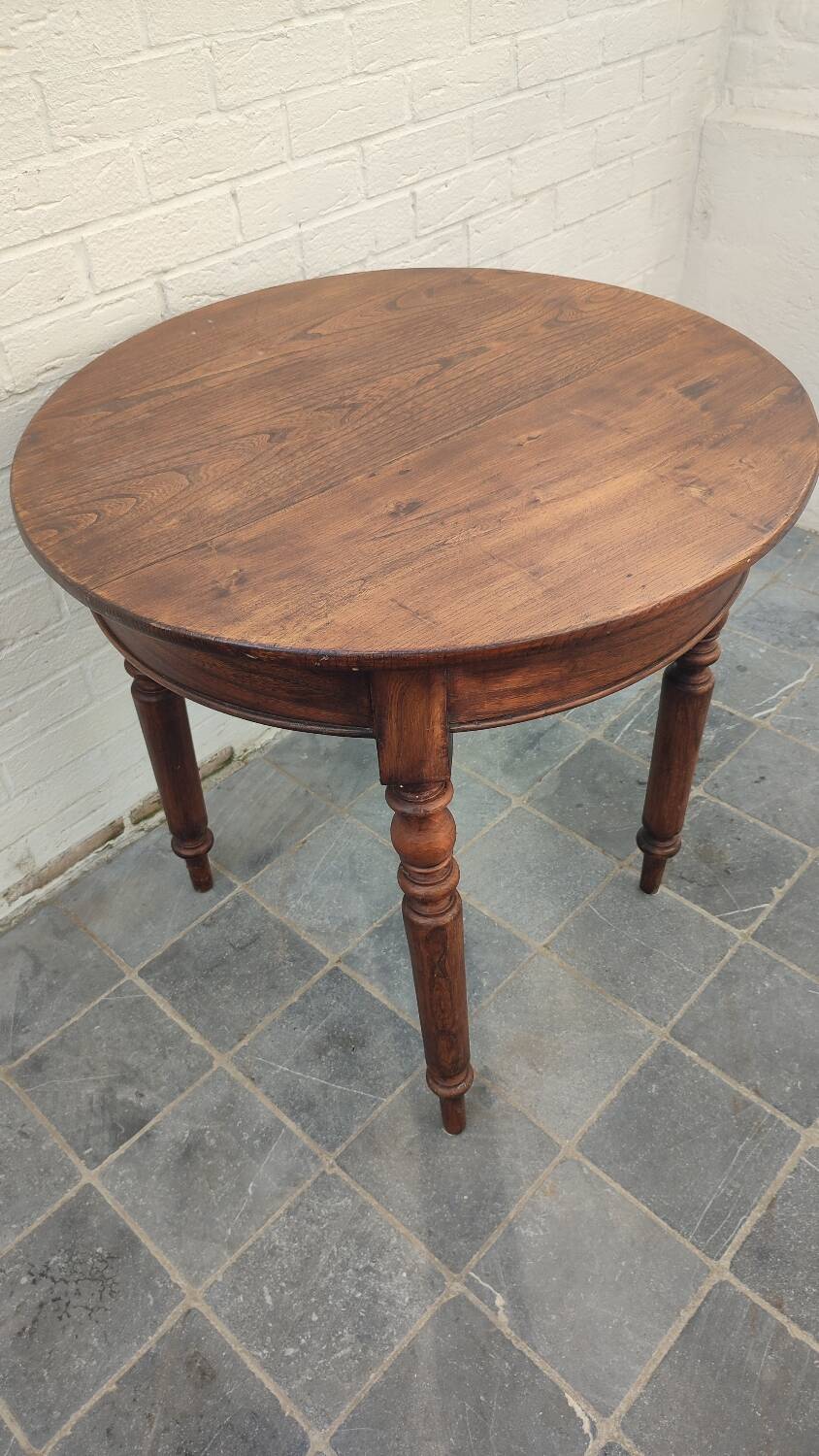 Antique round table 1920 elm