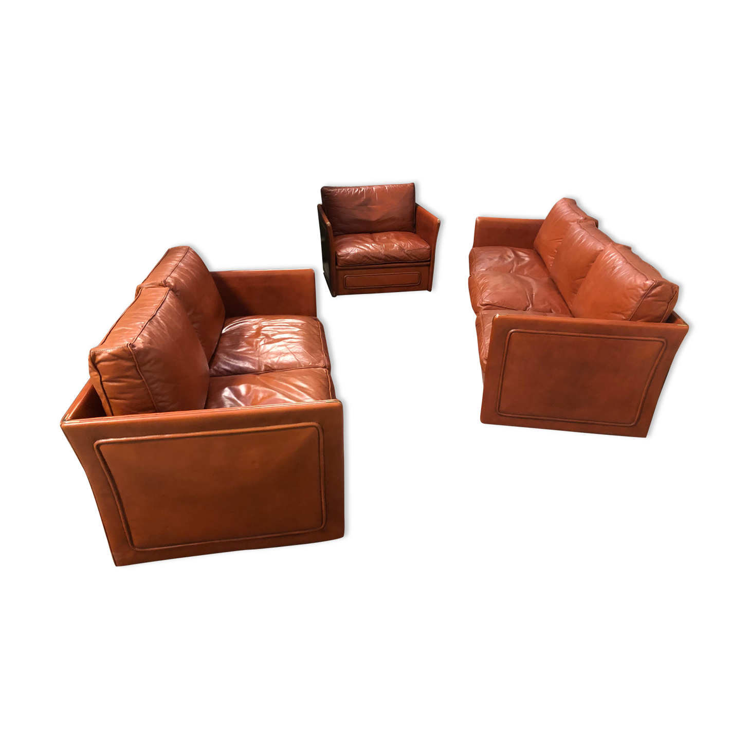 3-piece classic English leather lounge