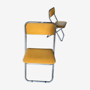 Velvet folding chair
