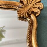 Miroir baroque en bois et patine or
