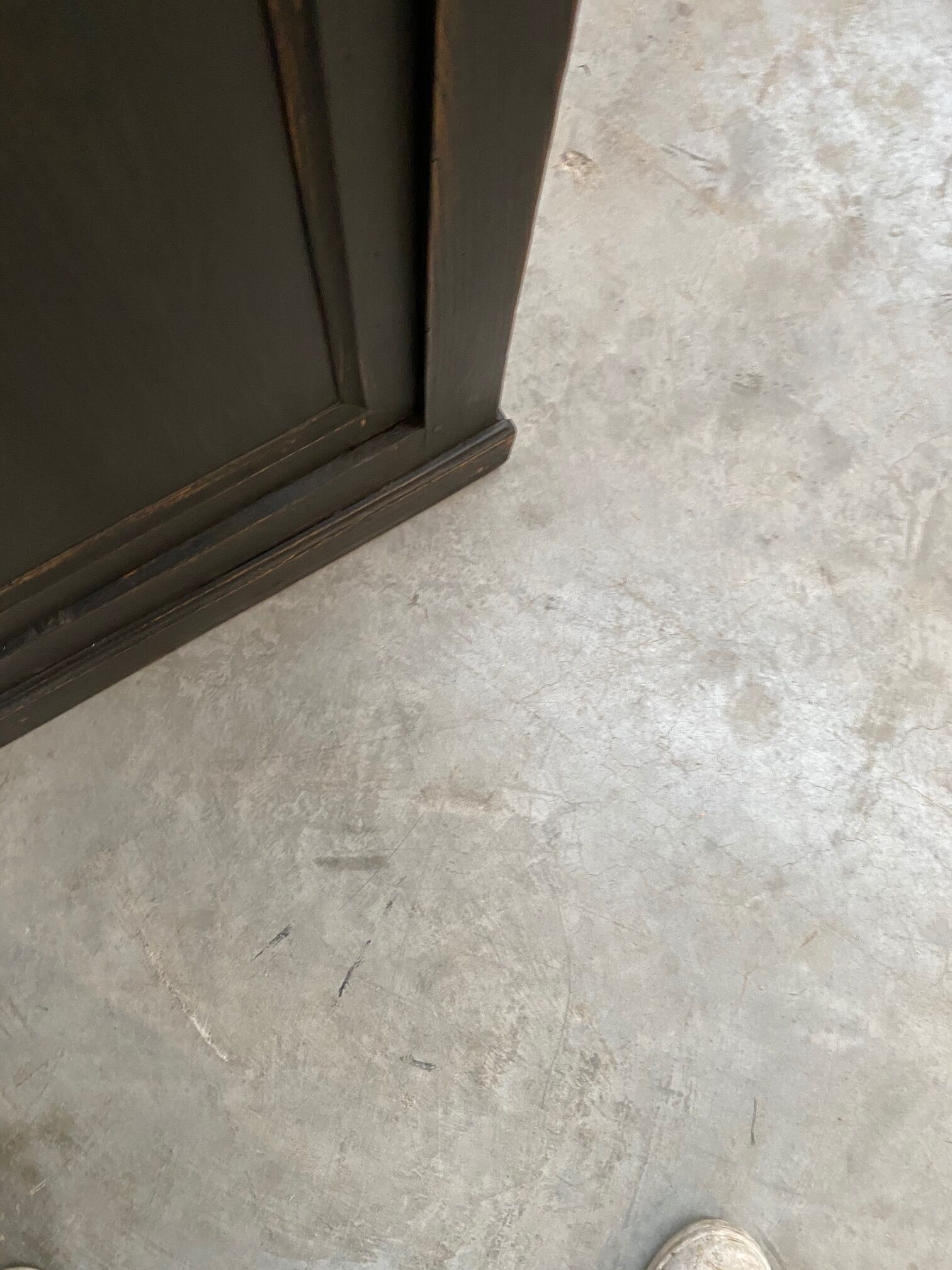 Buffet 2 doors early XXth