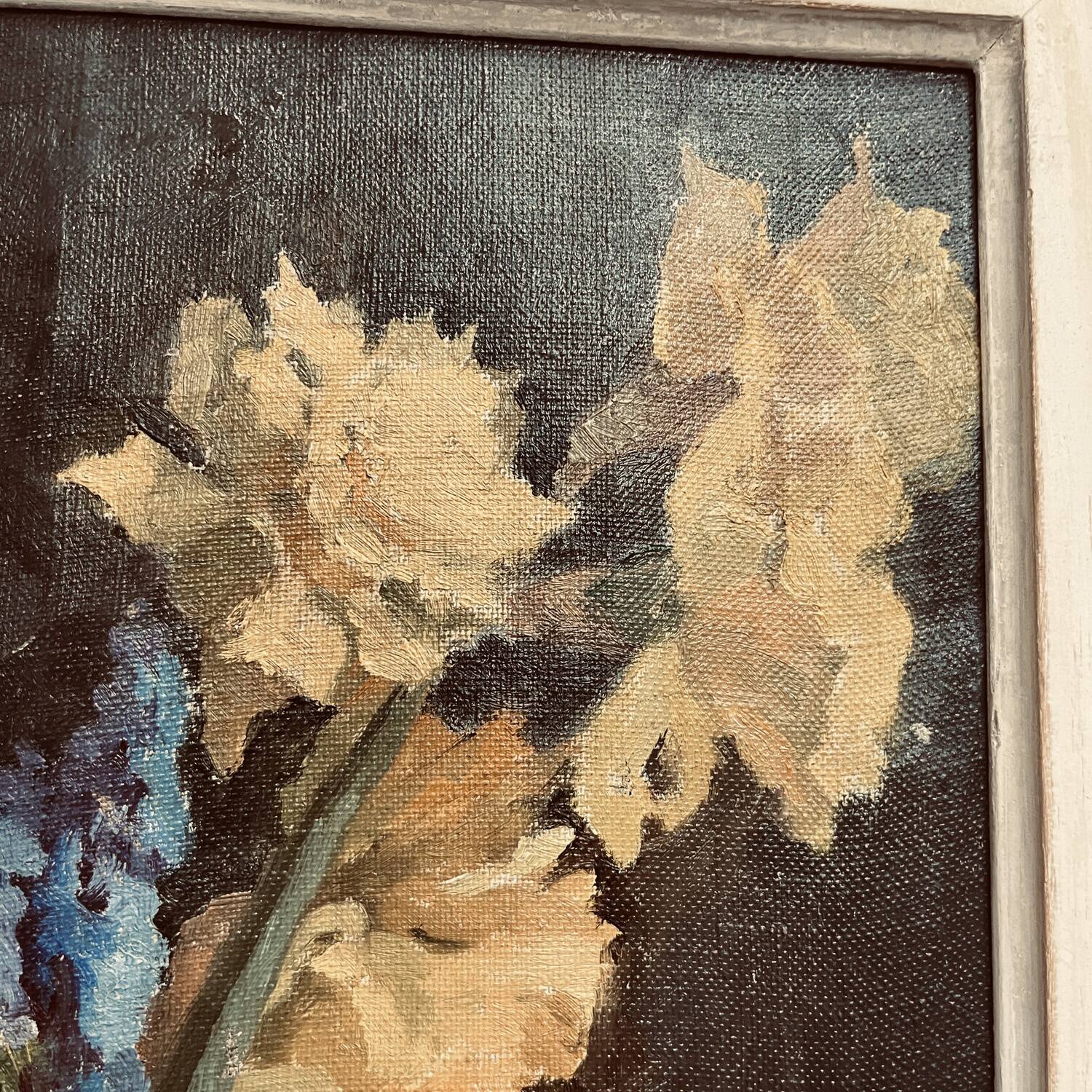 Table 50's "The purple and yellow bouquet"