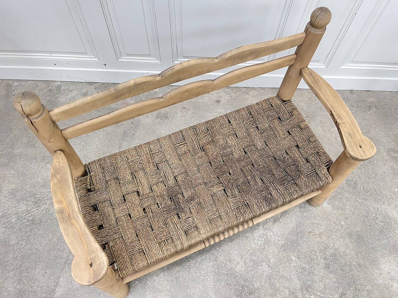 1950s bench in woven rope