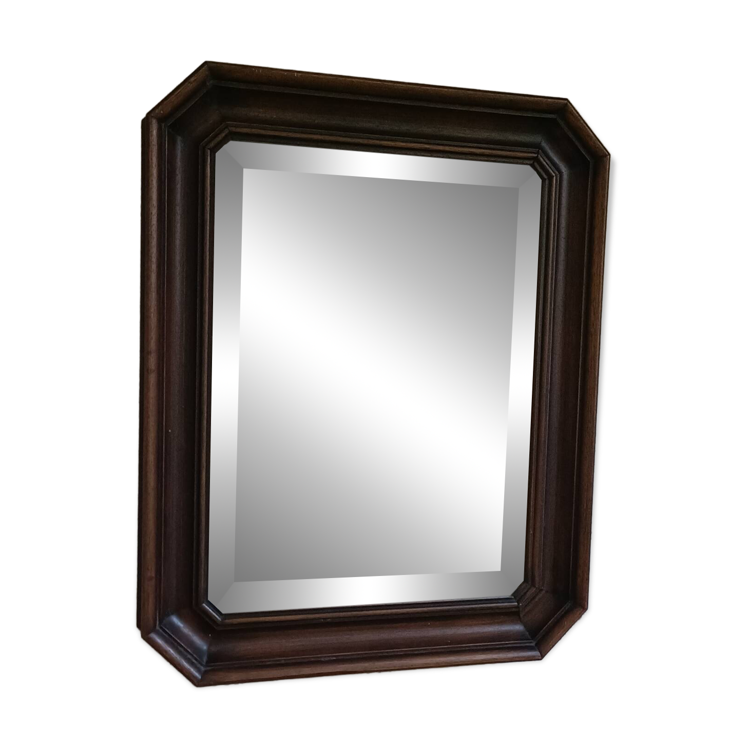 Bevelled octagonal mirror