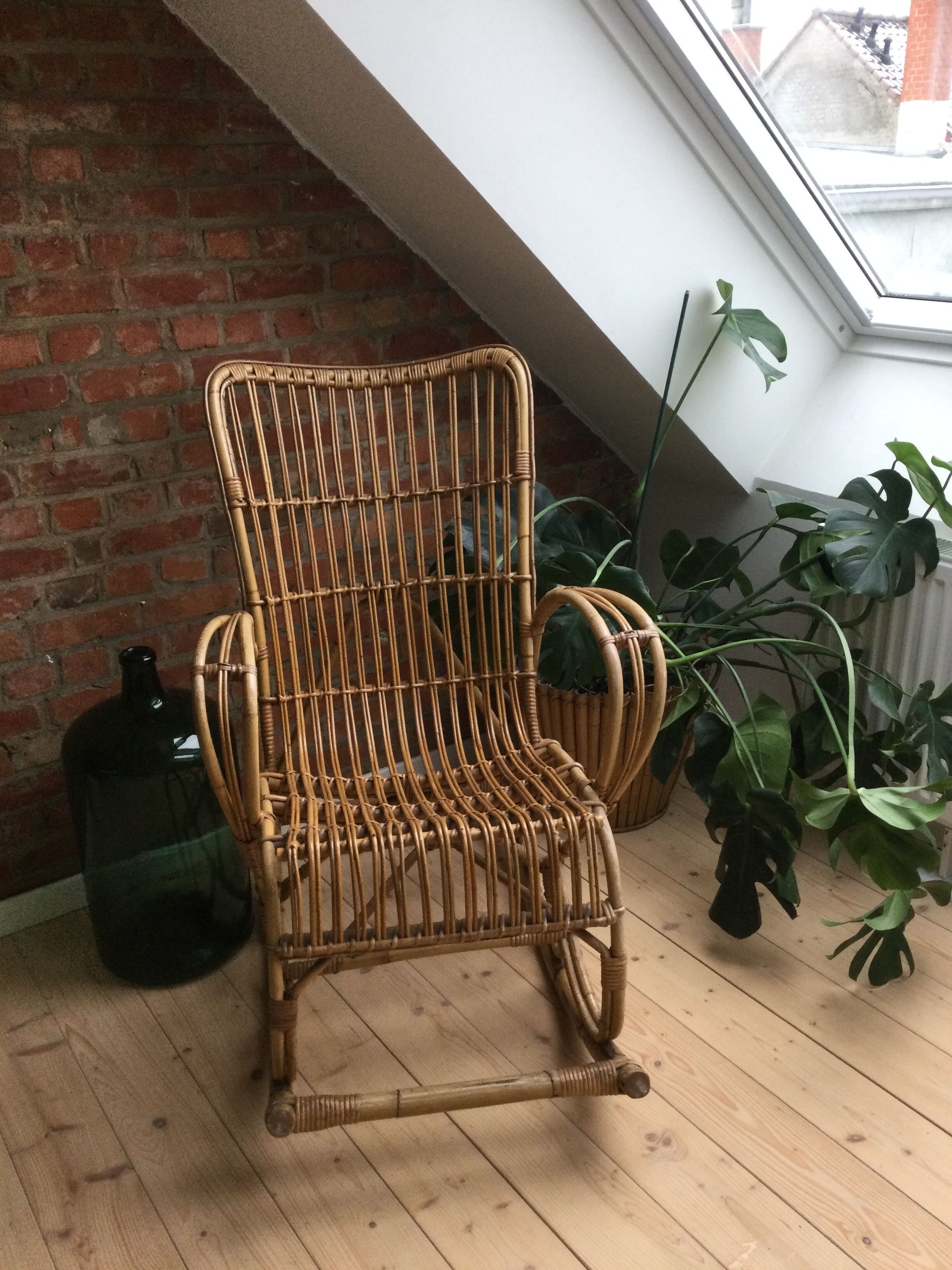 Fauteuil à bascule rocking chair en rotin