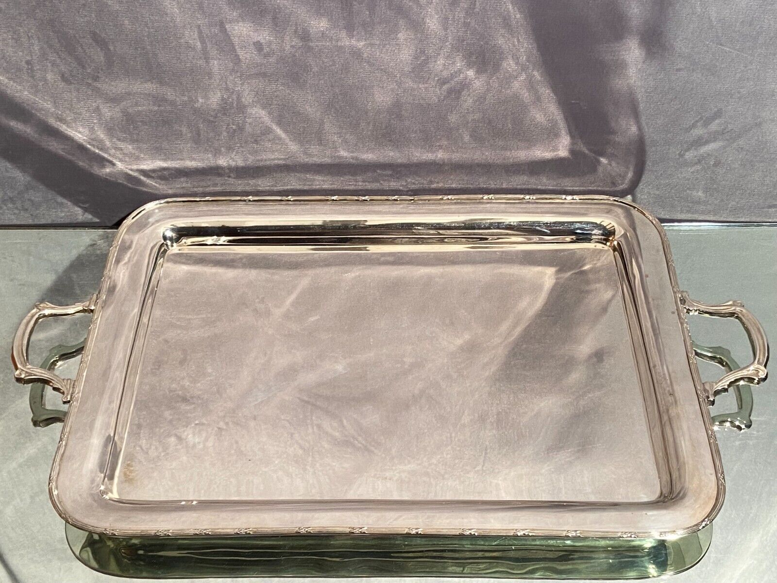 Rectangular top with handles in silver metal in Louis XVI style