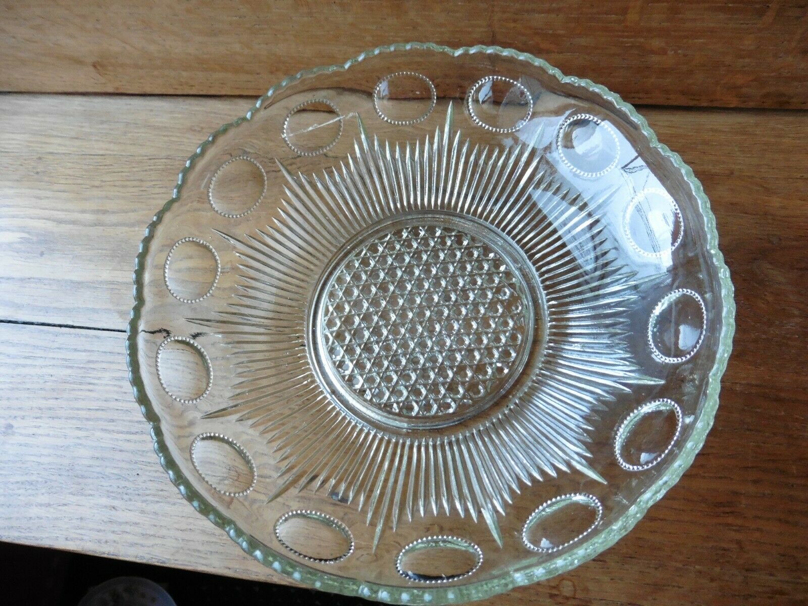 Cast crystal cut