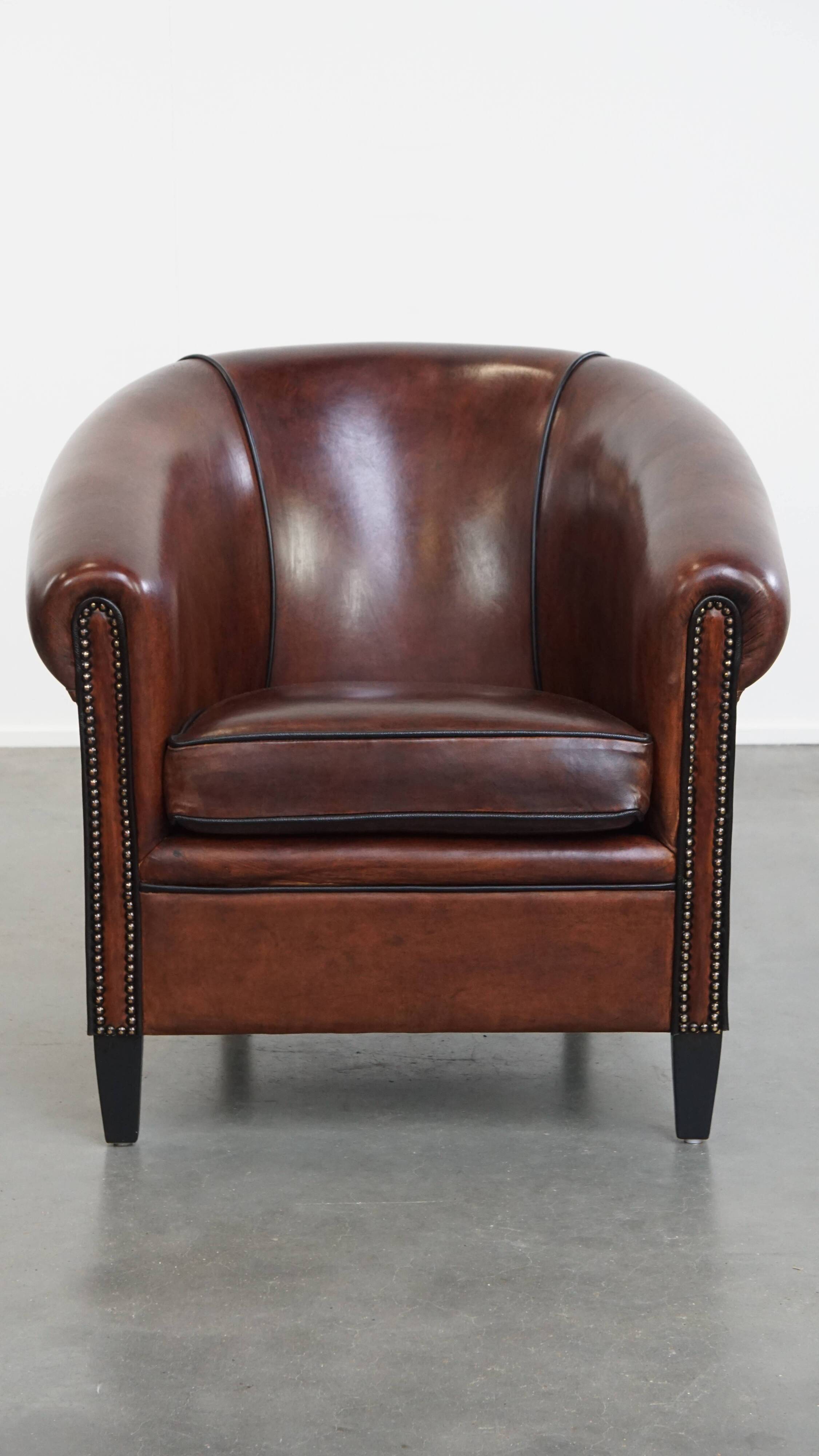 Sheepskin Leather Club Chair with Black Piping